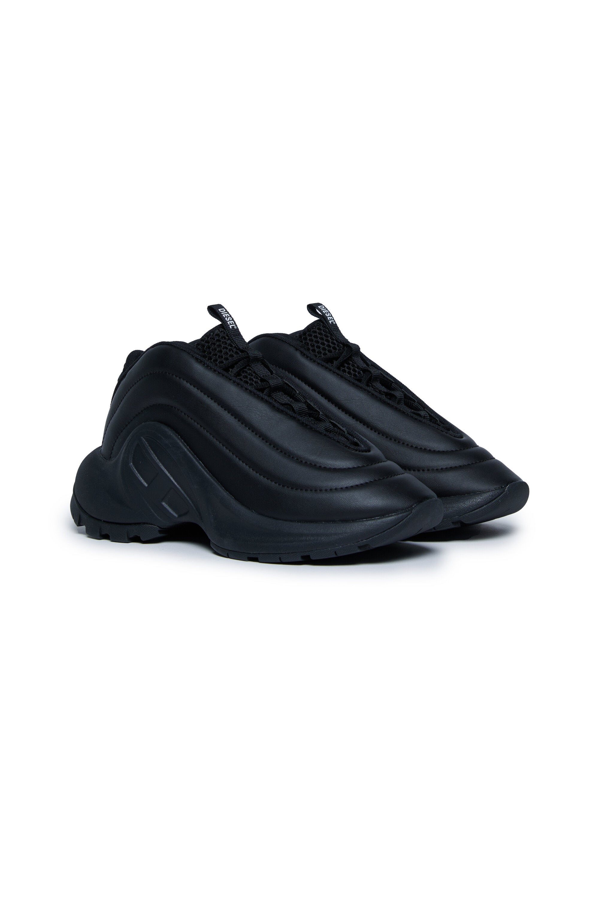 Mid D-Runner trainers branded with Oval D logo