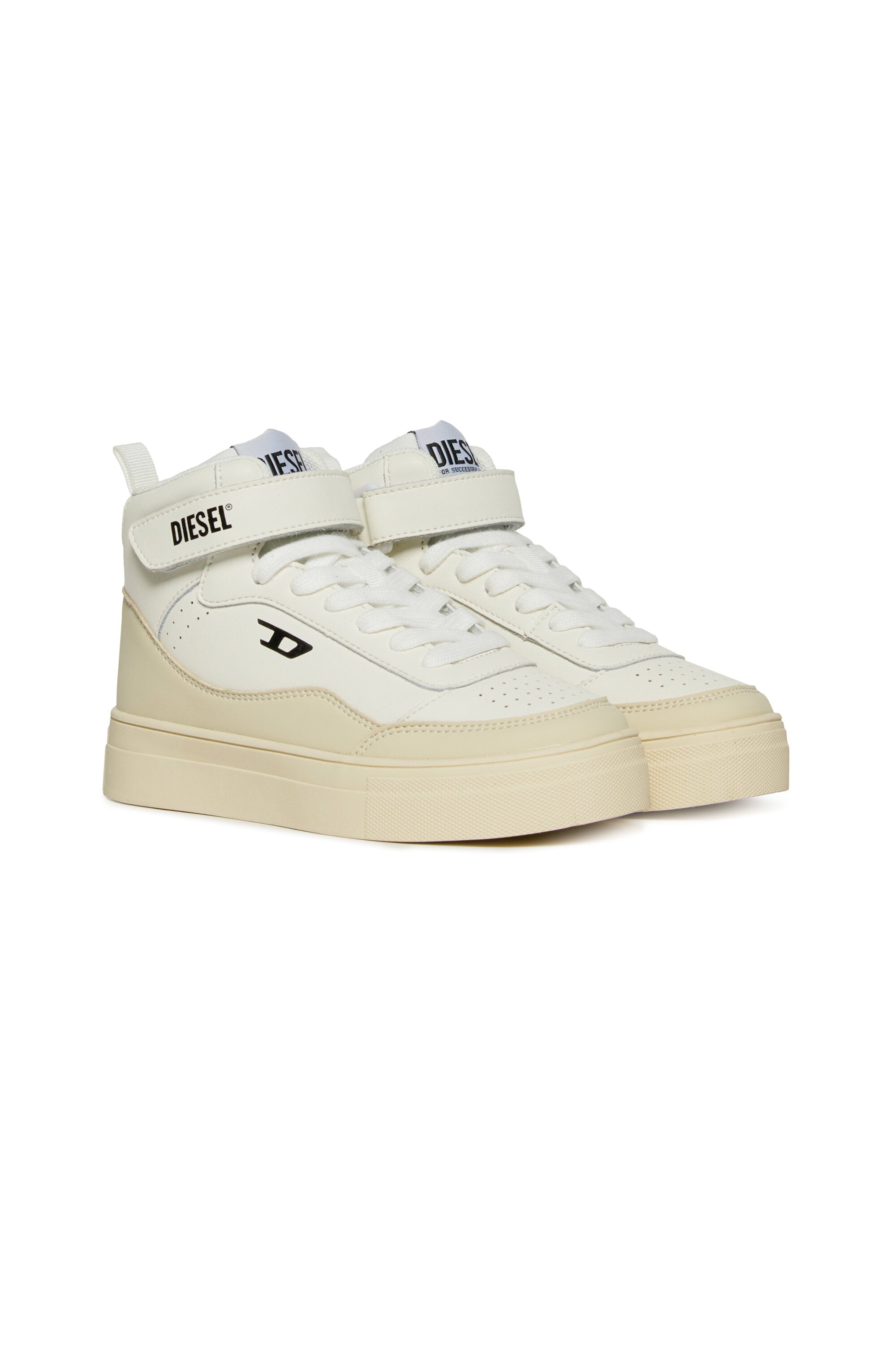 Tracker D leather sneakers