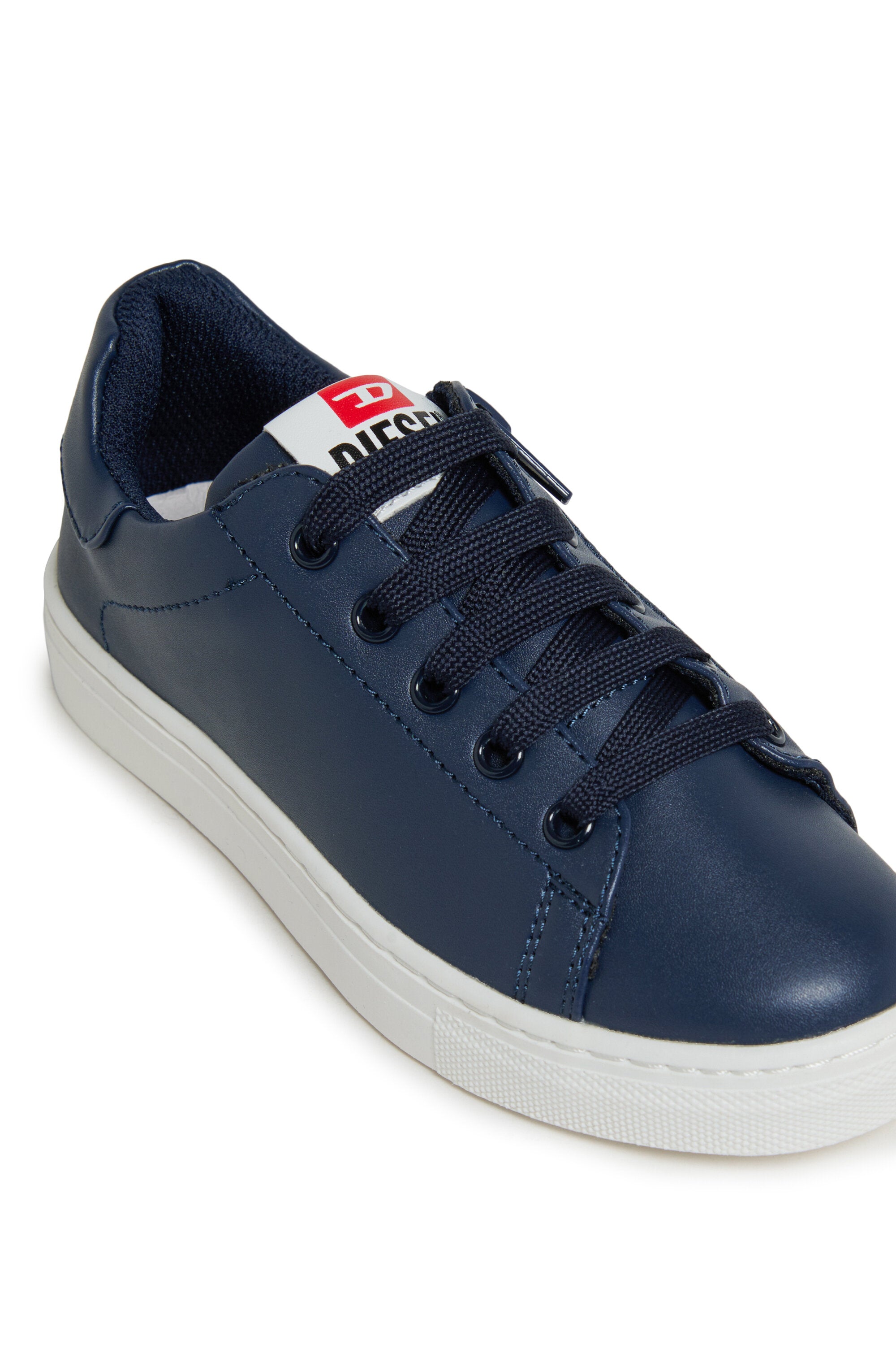 Zapatillas con logotipo