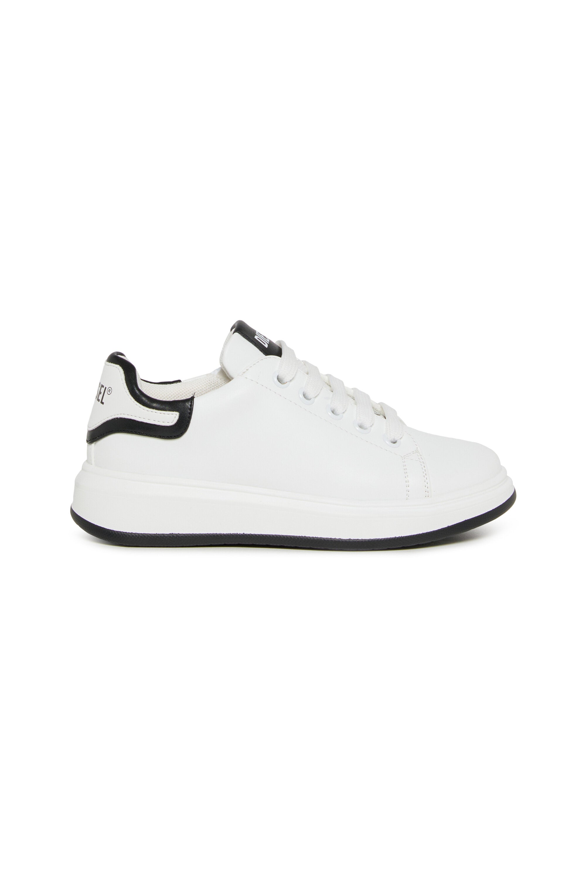 Sneakers with logo