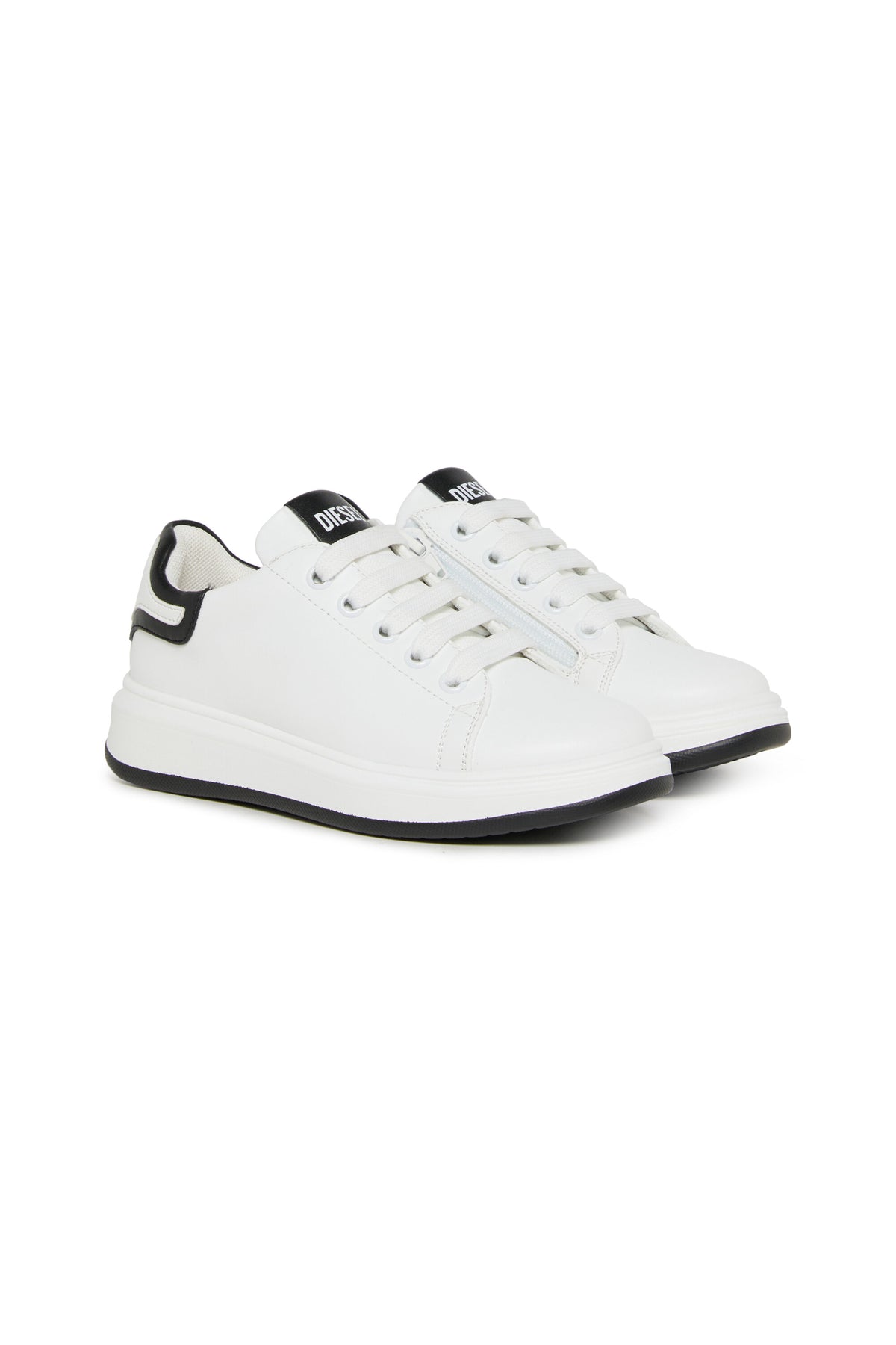 Zapatillas con logotipo