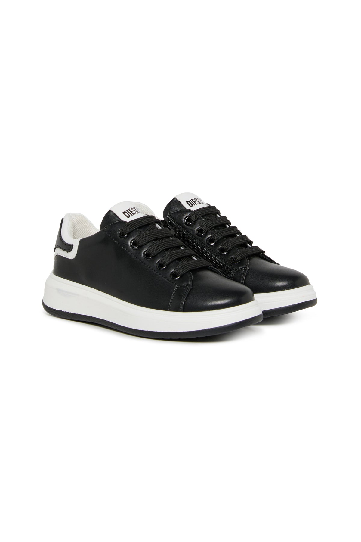 Zapatillas con logotipo