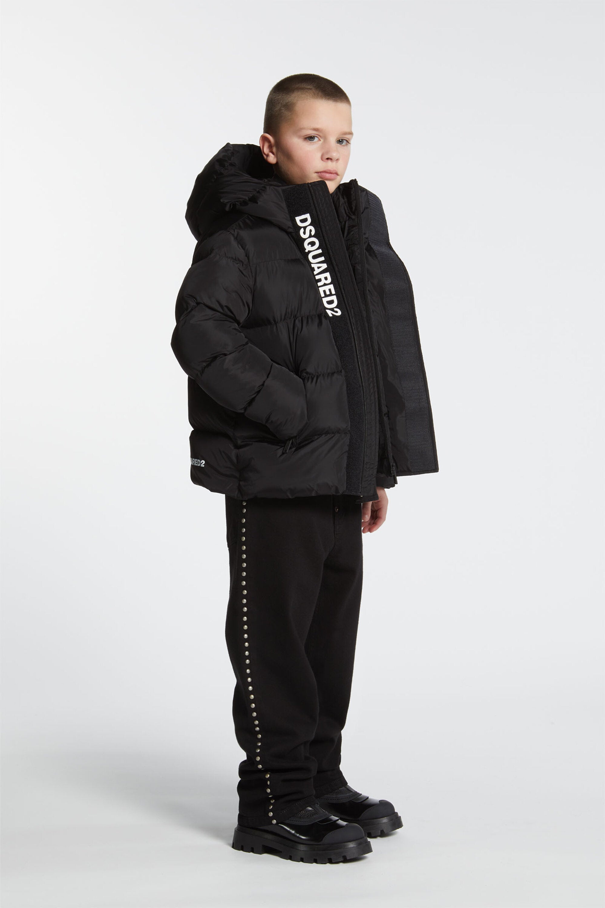 Chaqueta corta acolchada con capucha y logotipo DSQUARED2