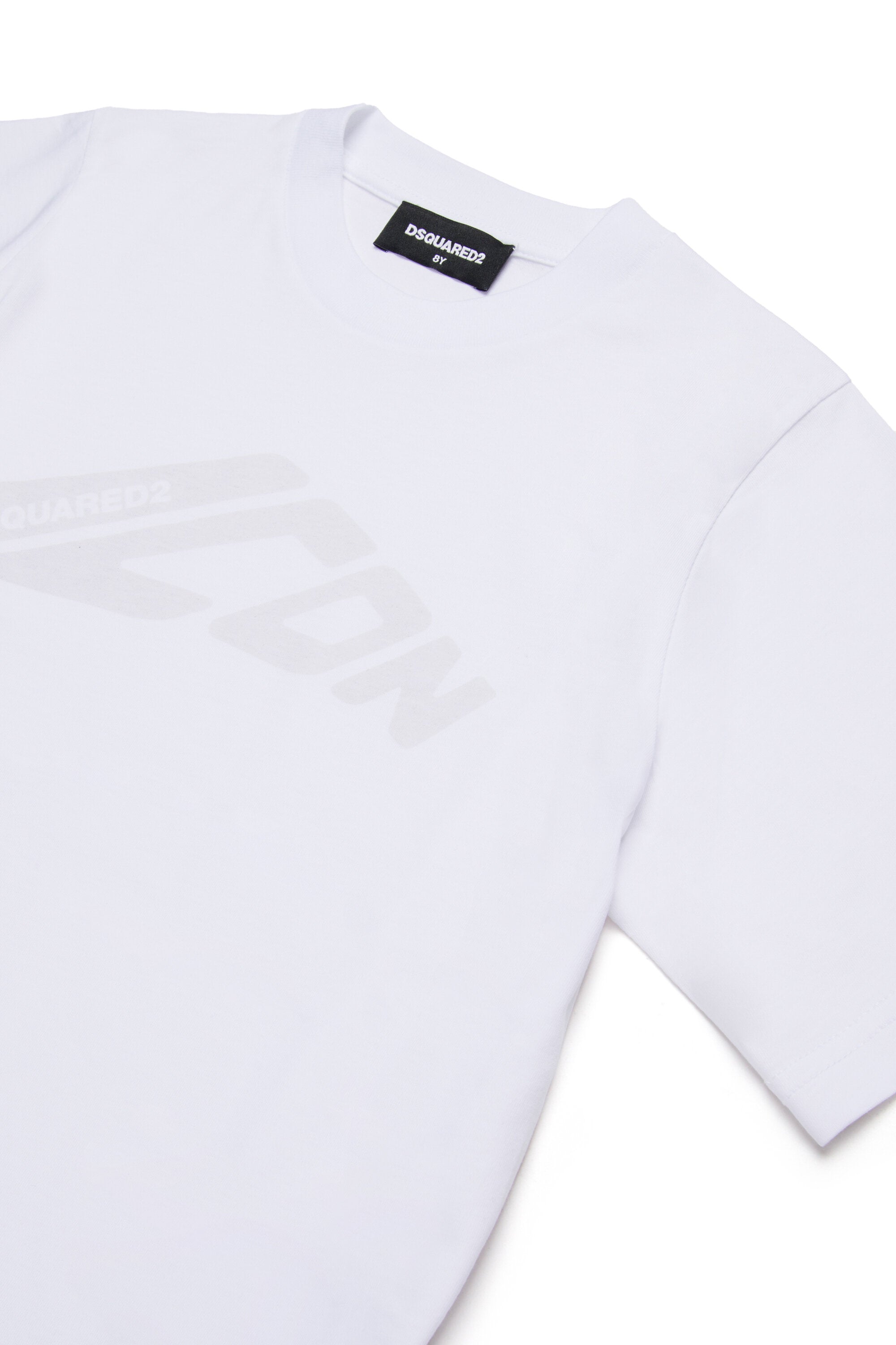 Camiseta con la marca Icon New Generation