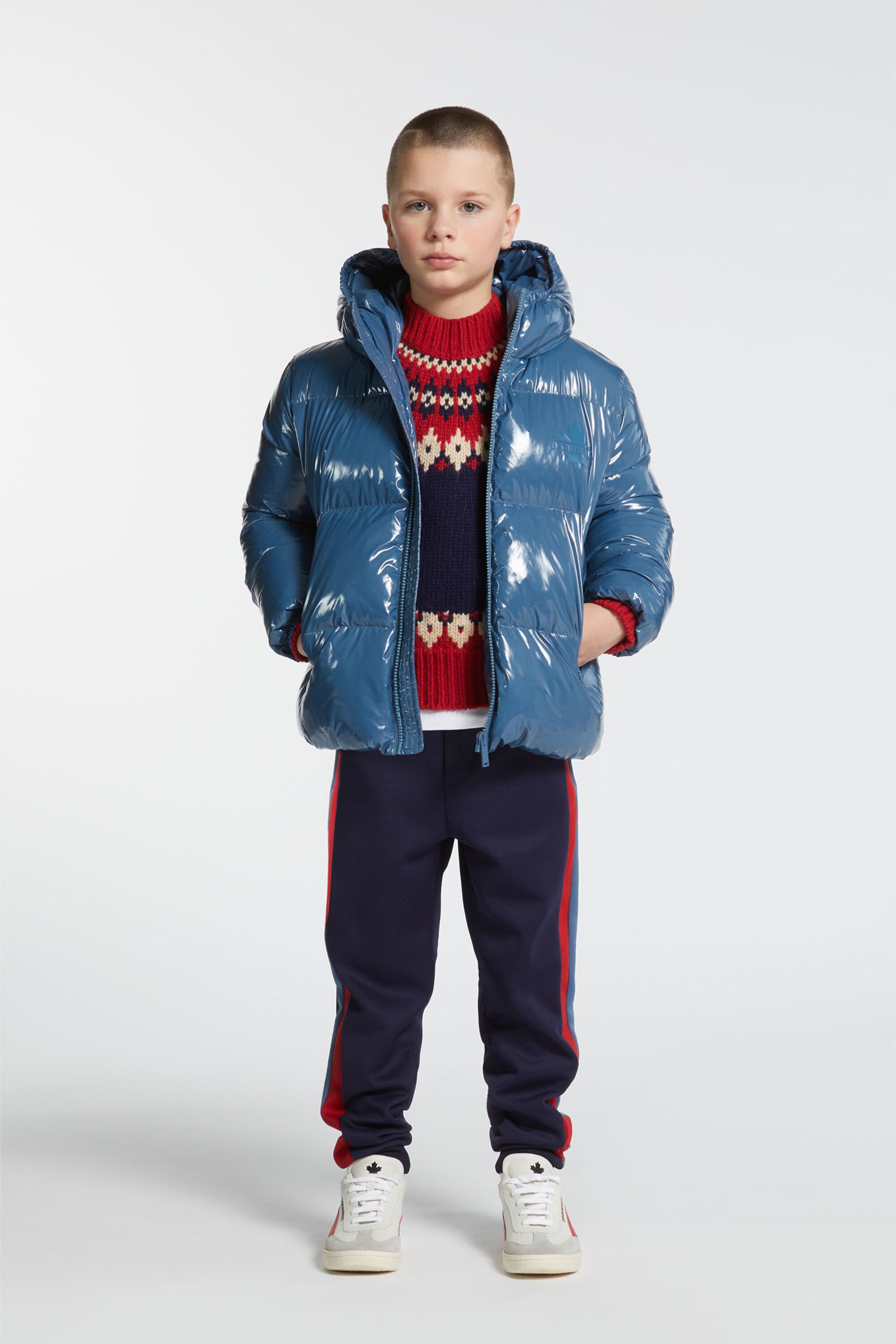 Short padded jacket with logo Maple Leaf