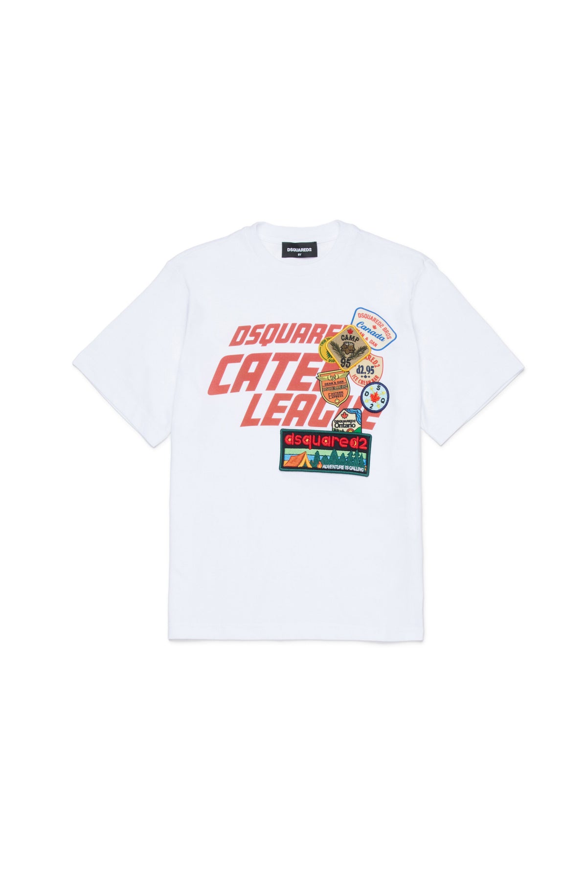 Camiseta con logo y aplicaciones de parches