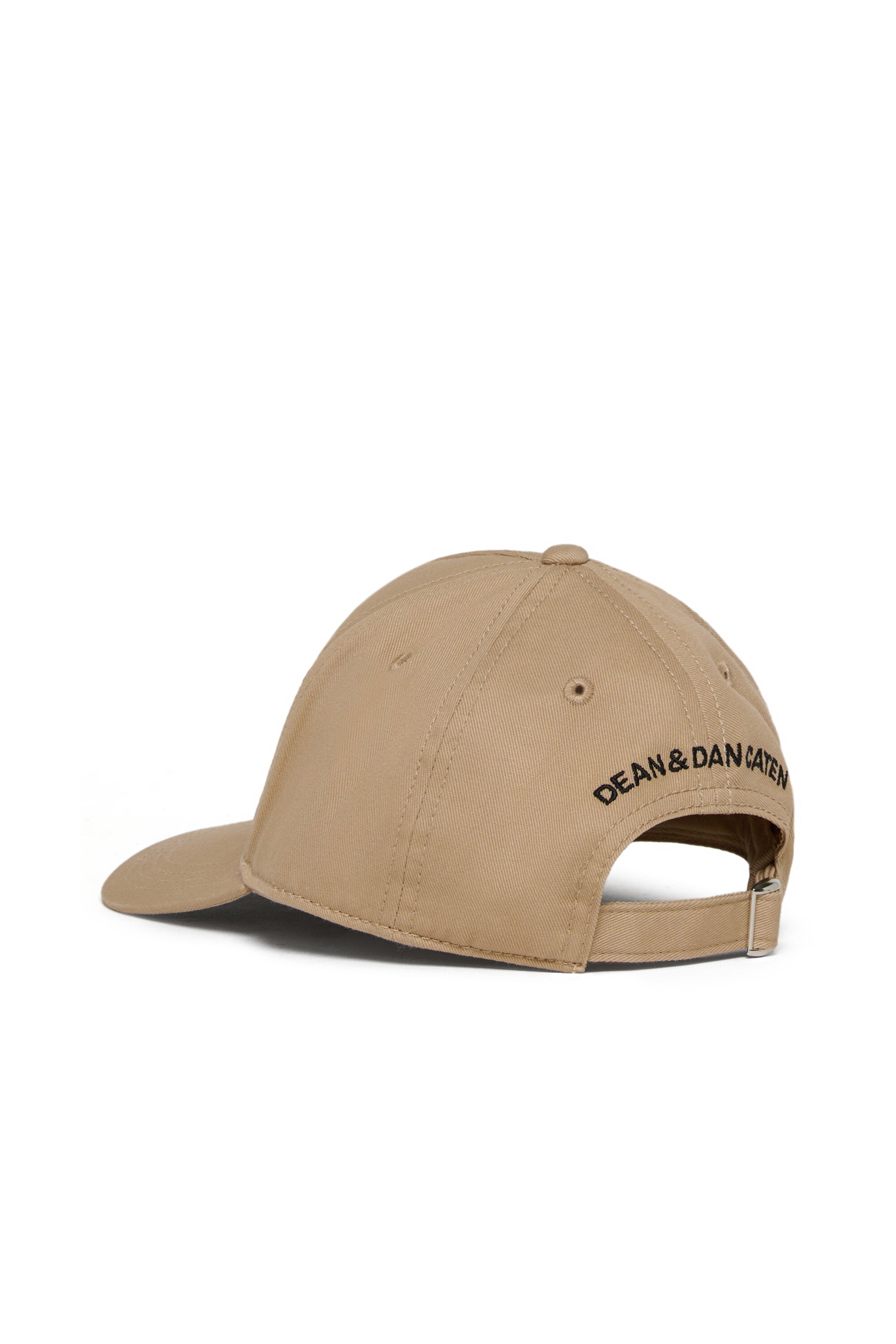 Baseball cap with DSQ2 logo