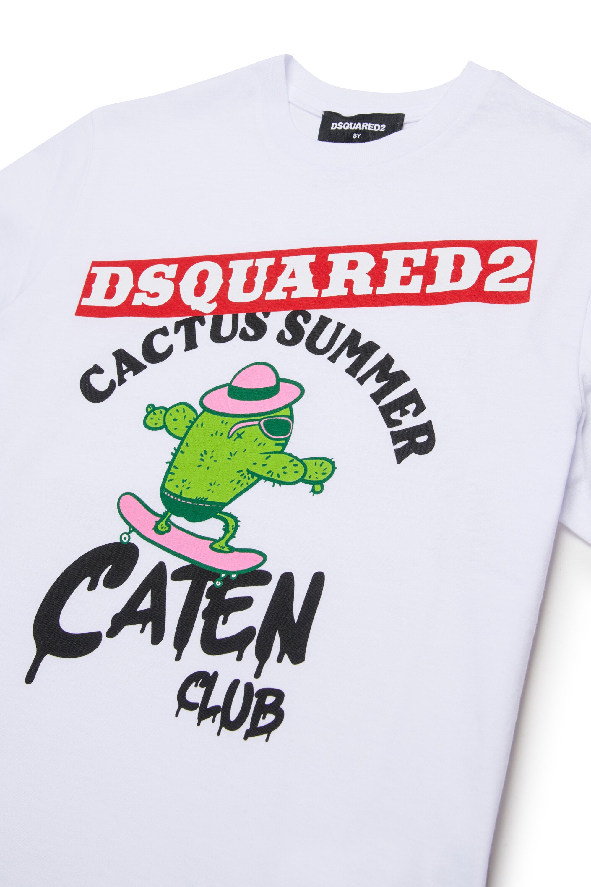 Camiseta con logo en la parte delantera