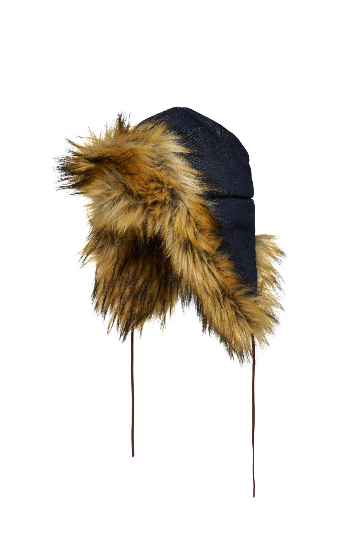 Gorro con orejeras y logo