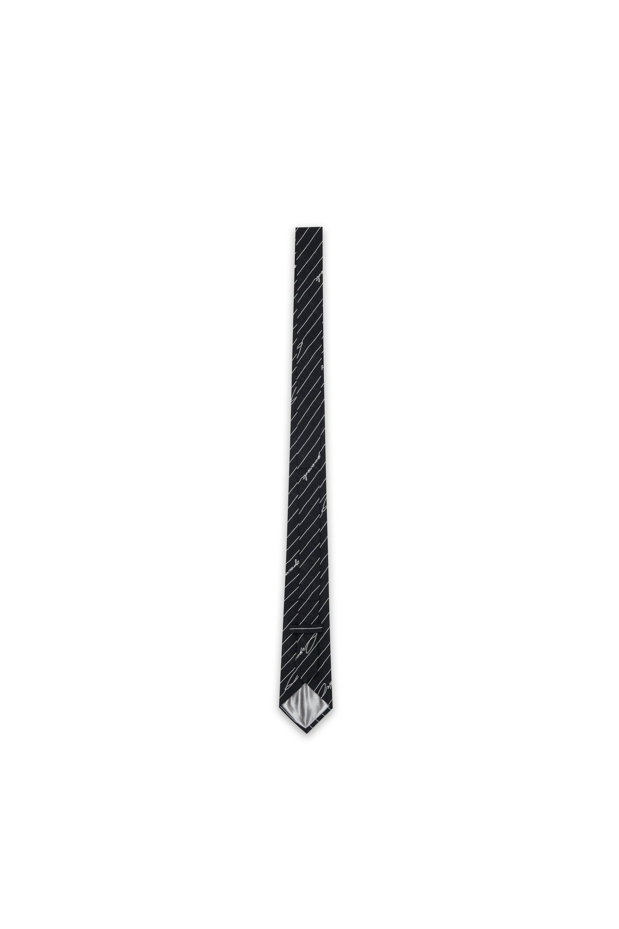 Corbata de rayas