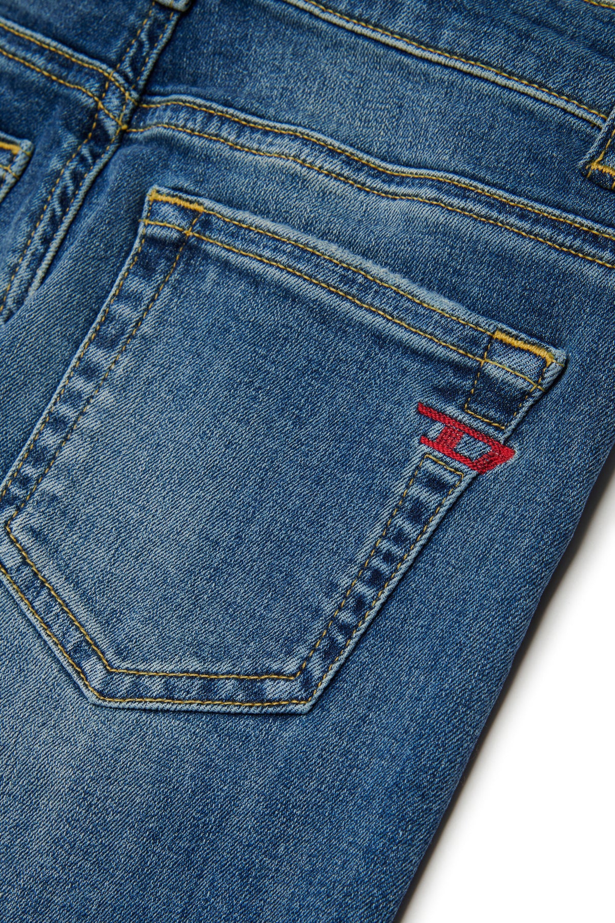Jeans regular fit lavado azul medio - D-Viker