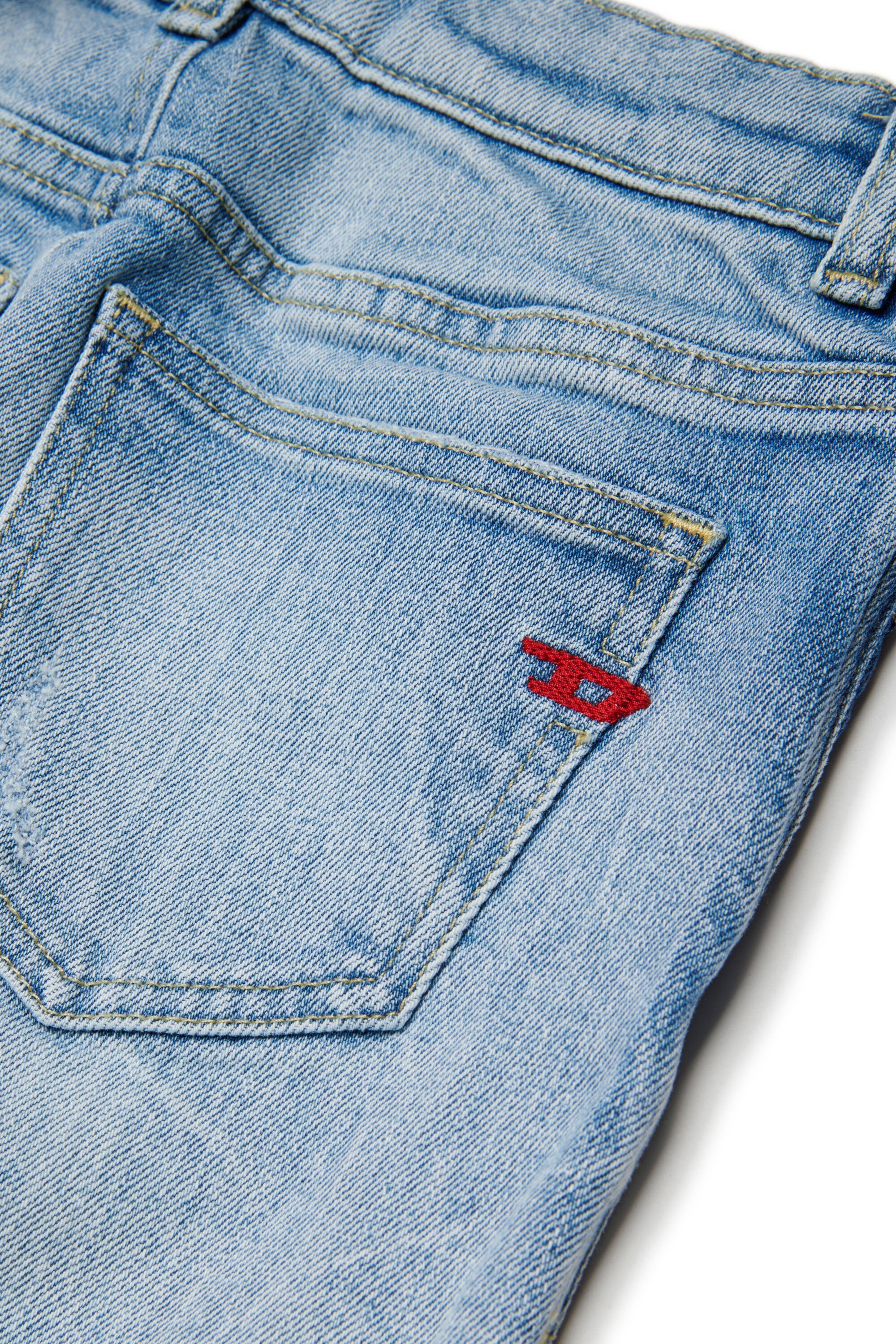 Jeans regular fit lavado azul claro - 2016 D-Air