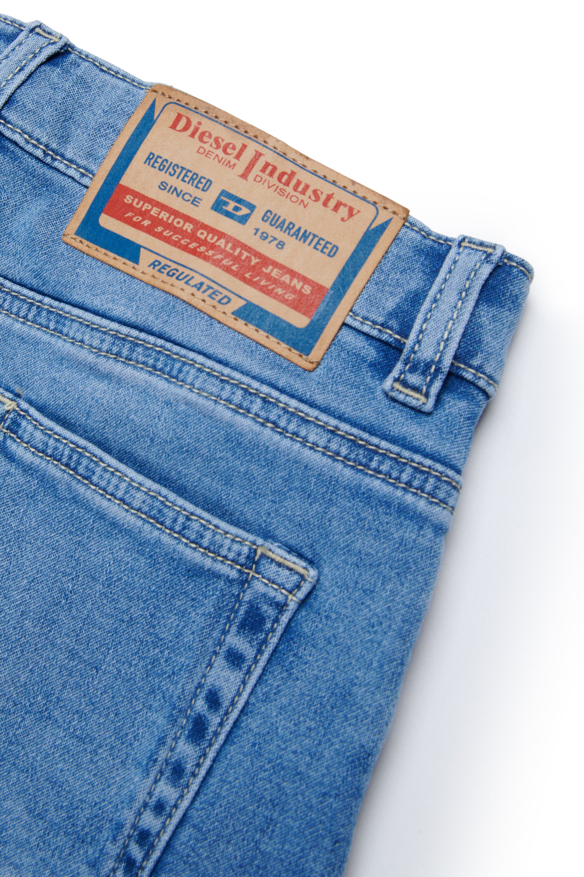 Five-pockets denim skirt