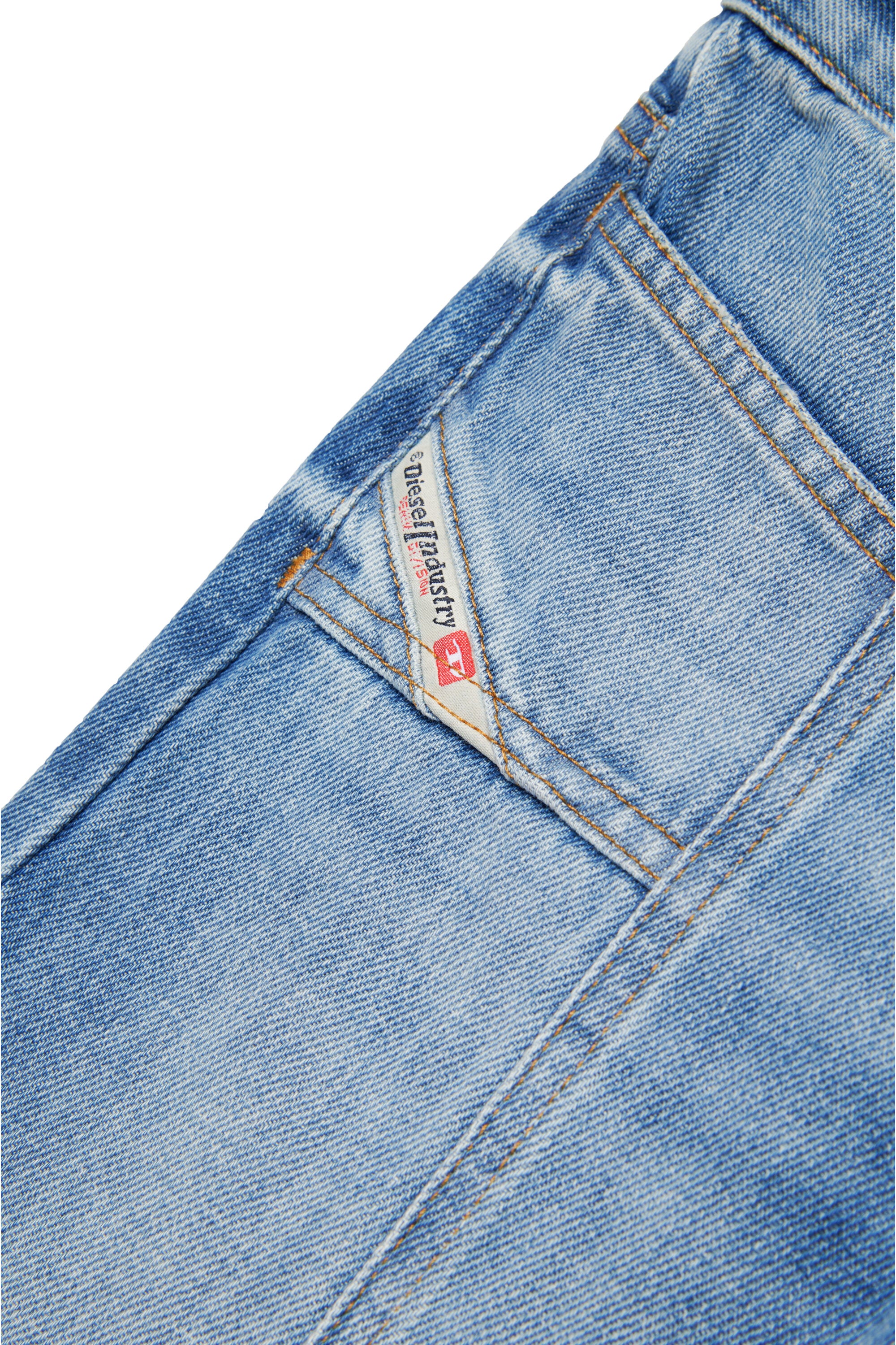 Vaqueros flare azules efecto vintage - D-Akii