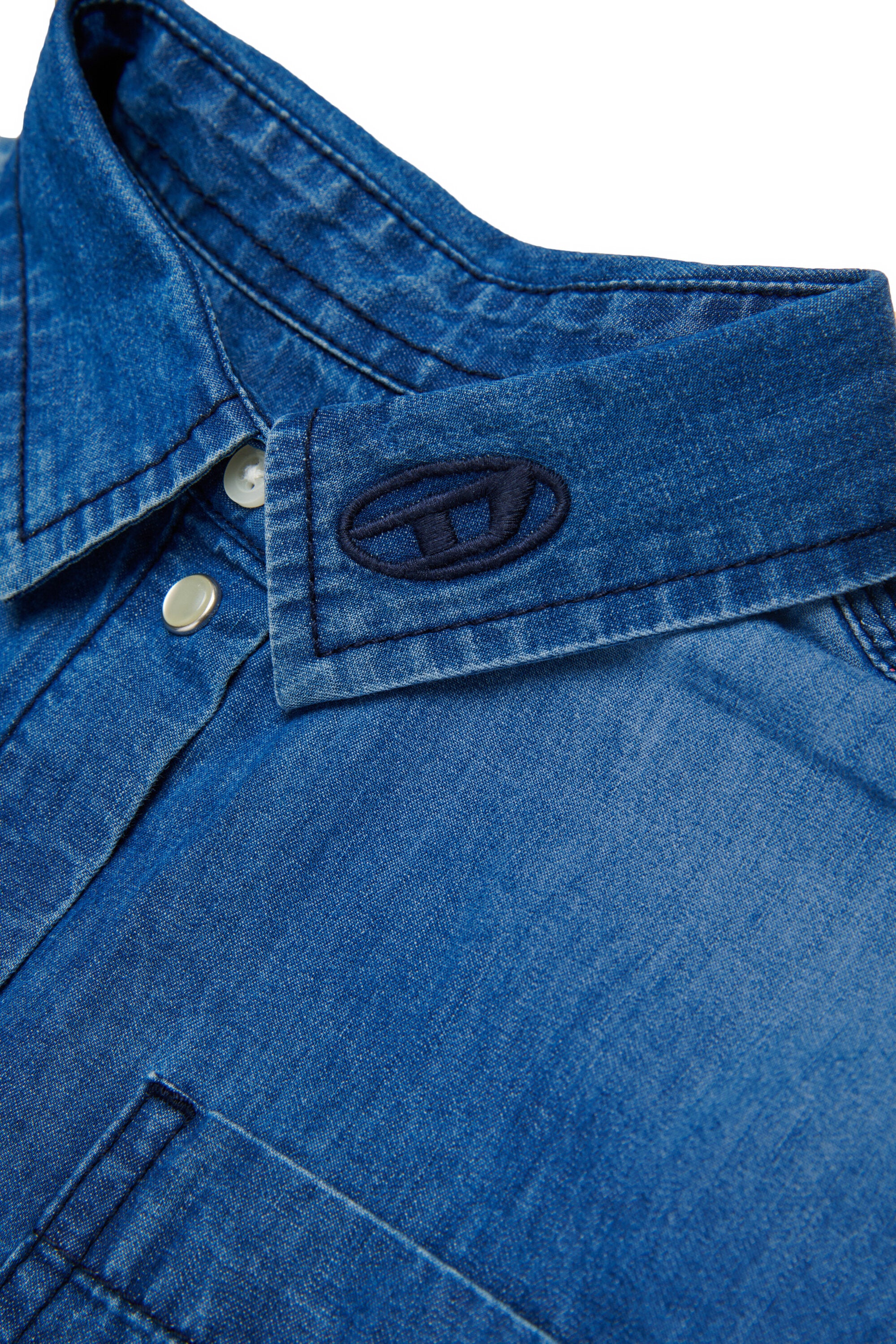 Camisa vaquera de manga corta