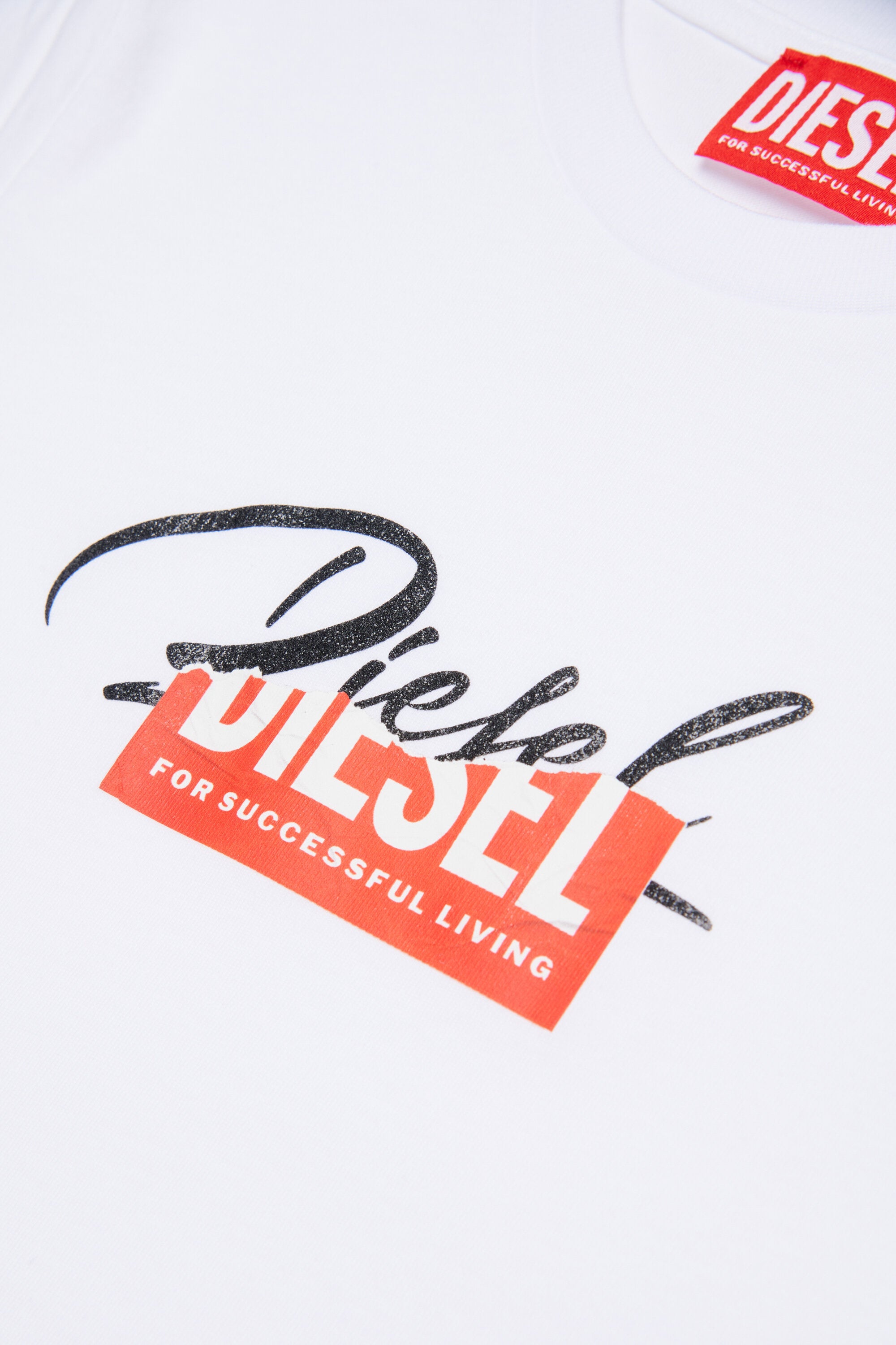 Camiseta de punto con logo superpuesto