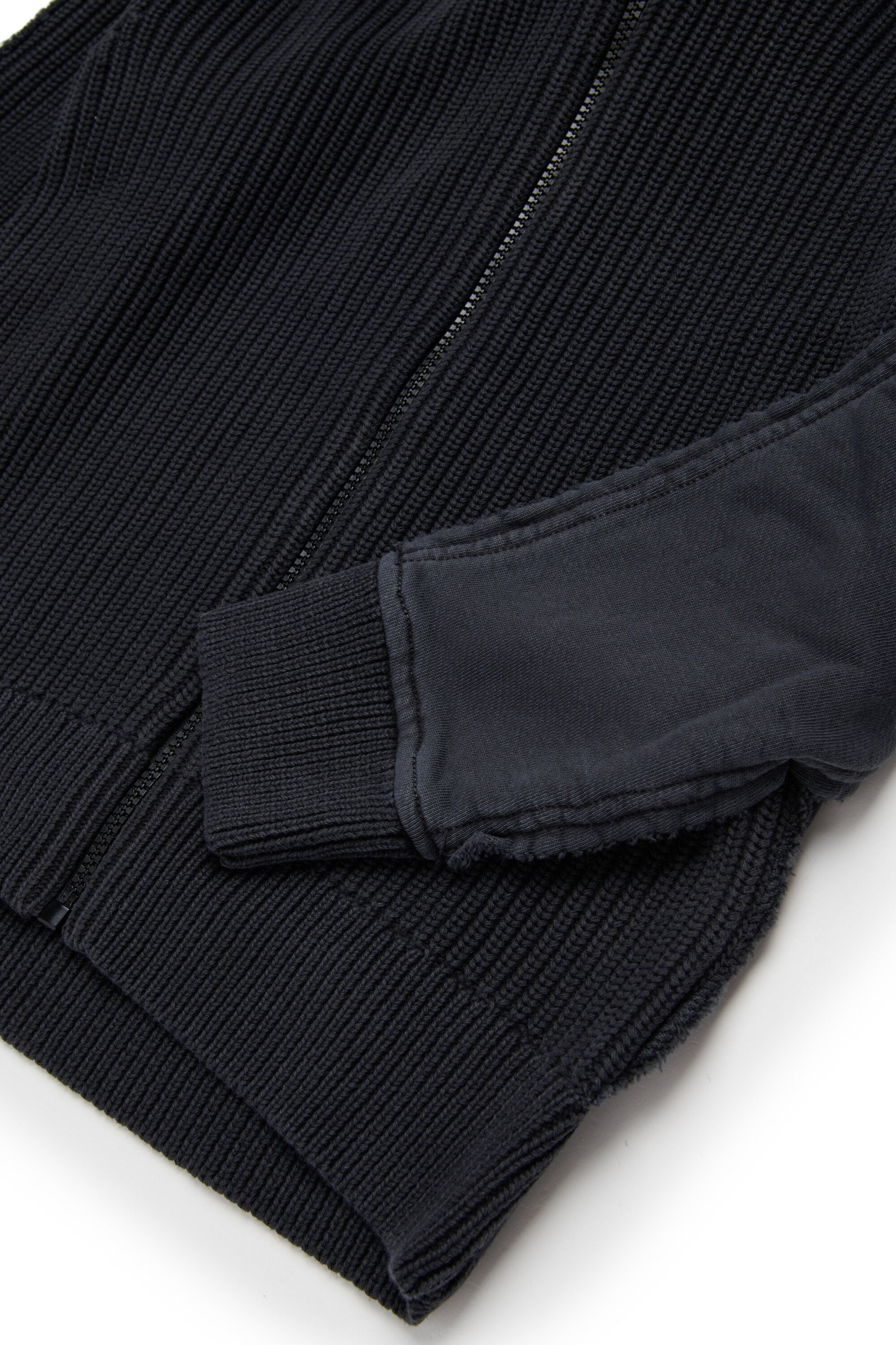 Jersey de punto y capucha