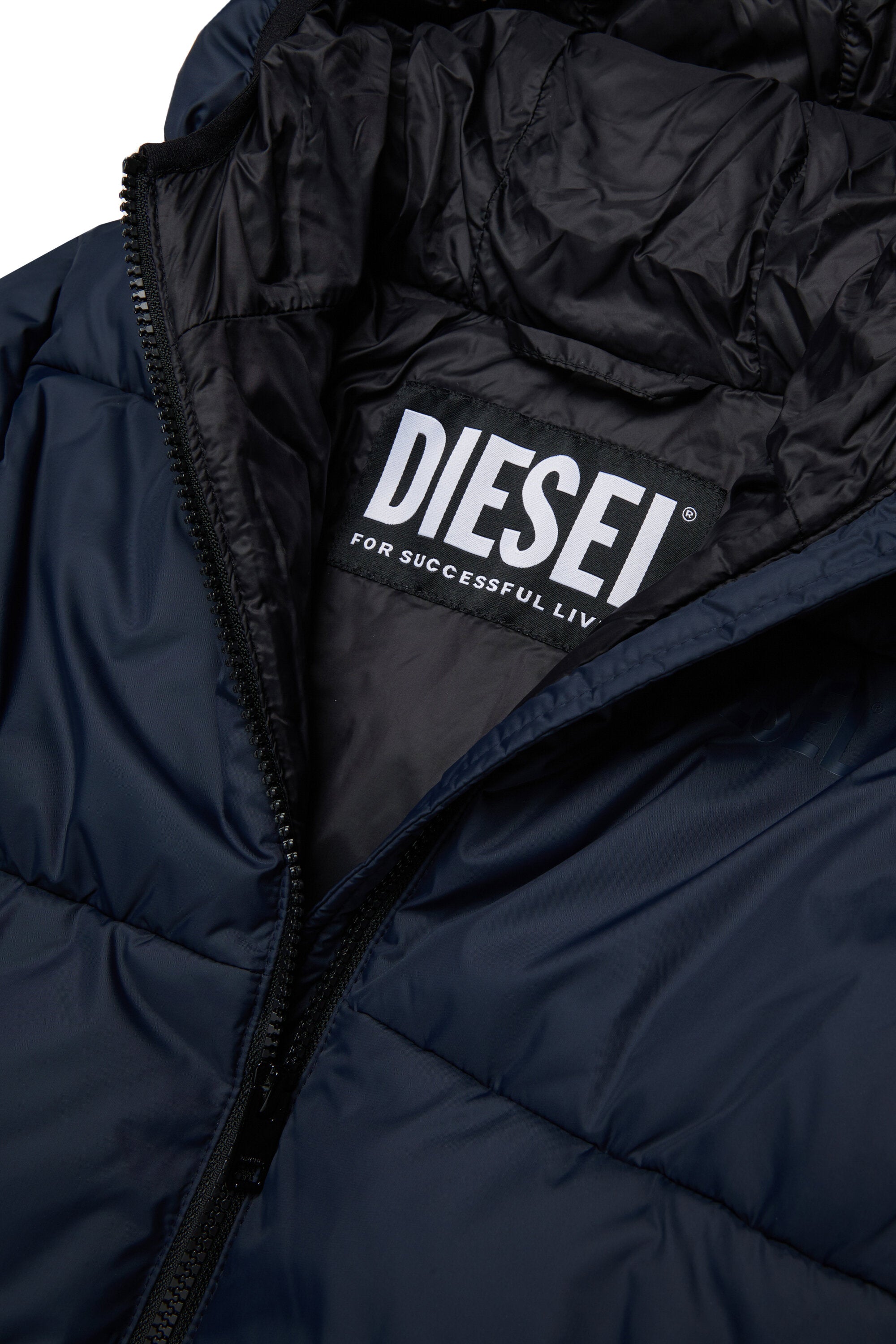 Chaqueta acolchada con logotipo