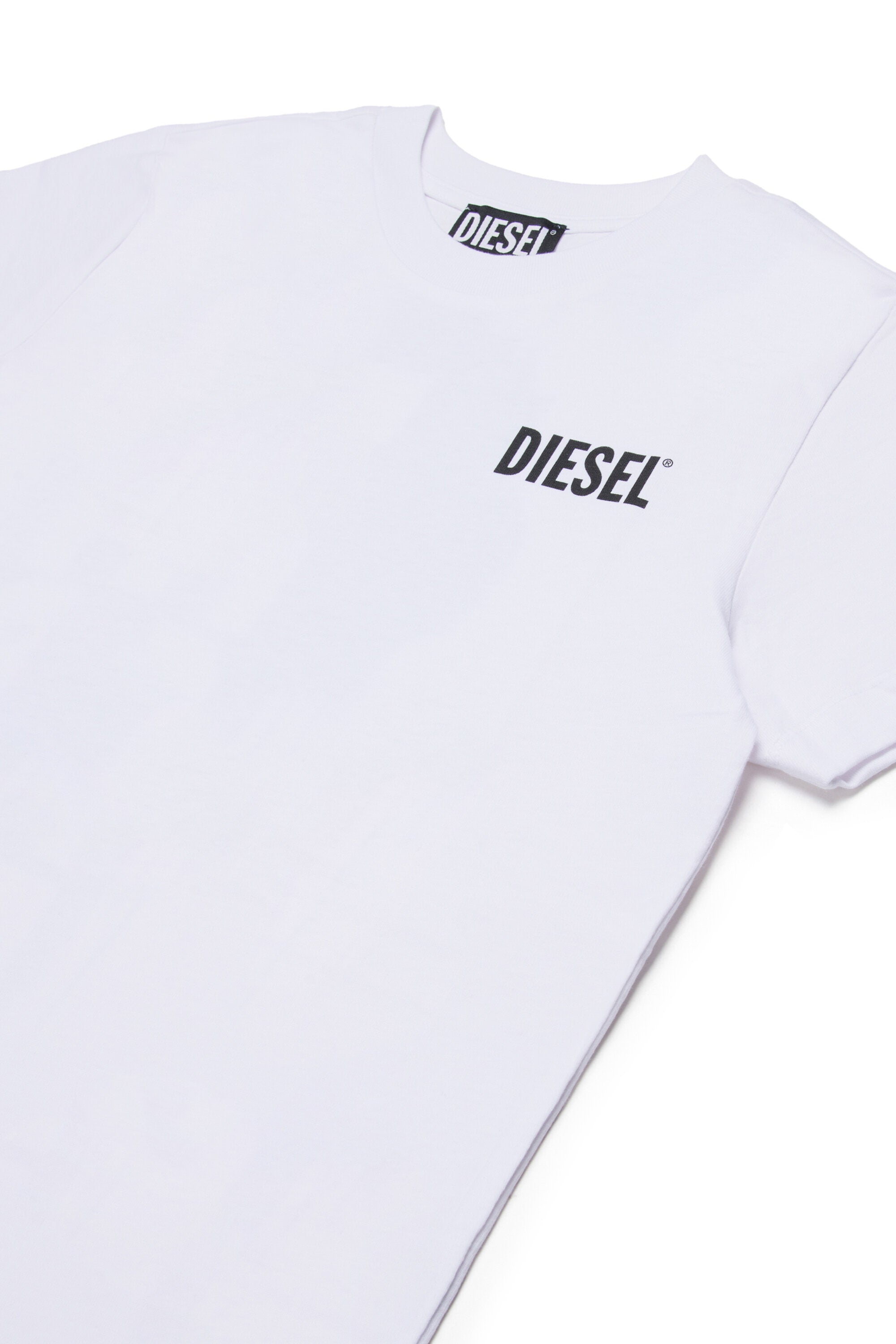 Camiseta con logotipo