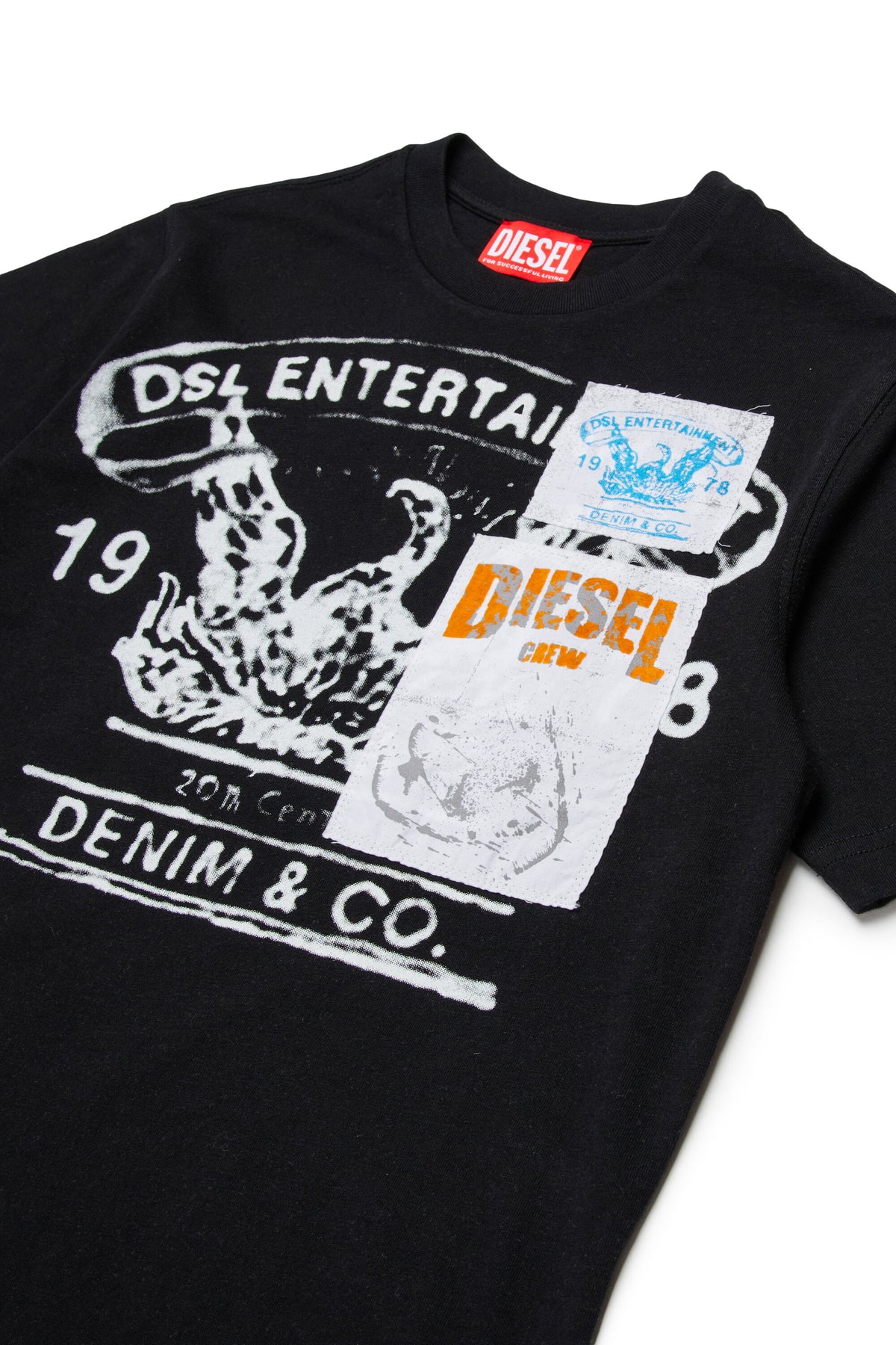 T-shirt with printed logo