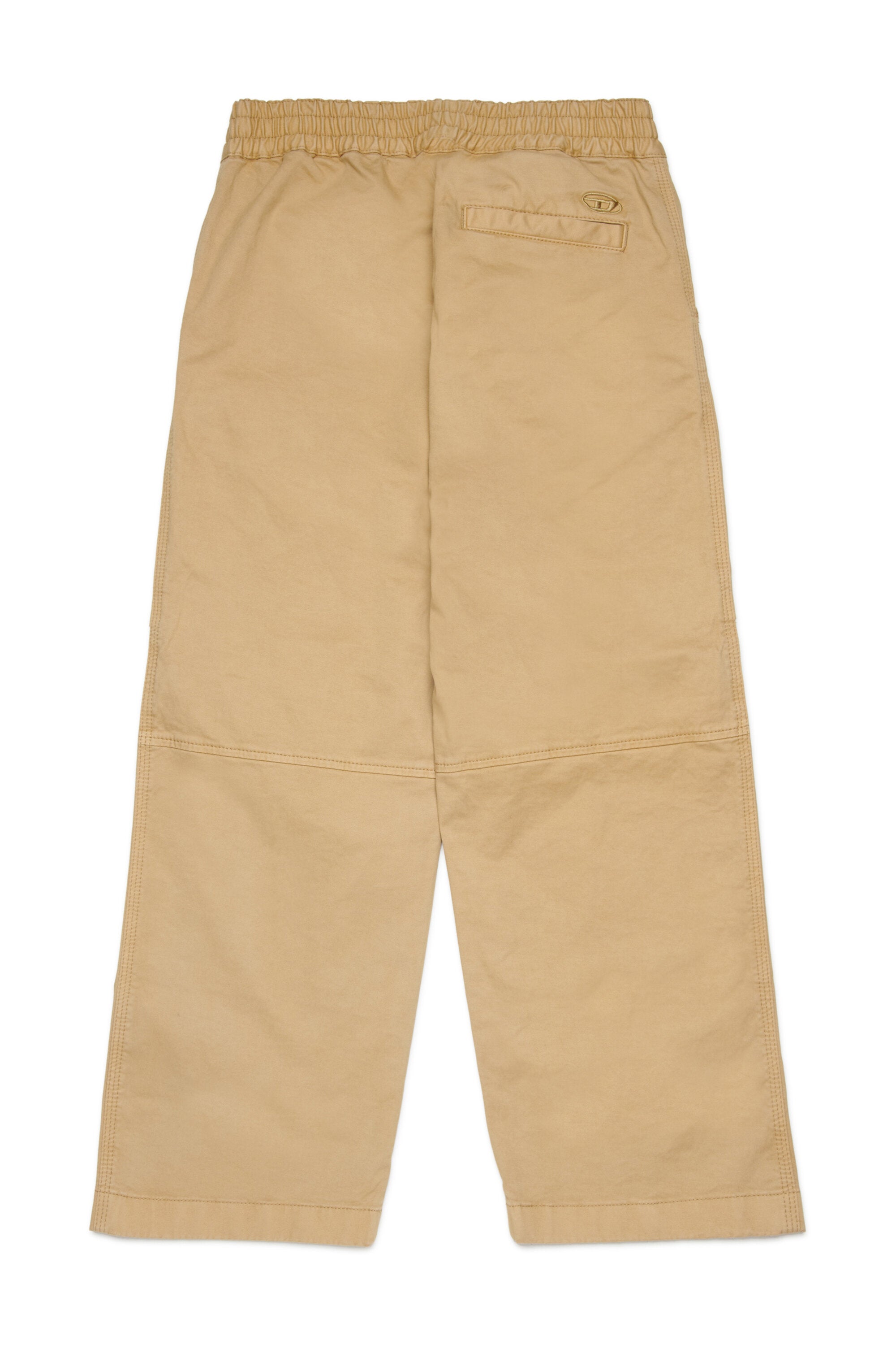 Pantalones cargo con bolsillos aplicados