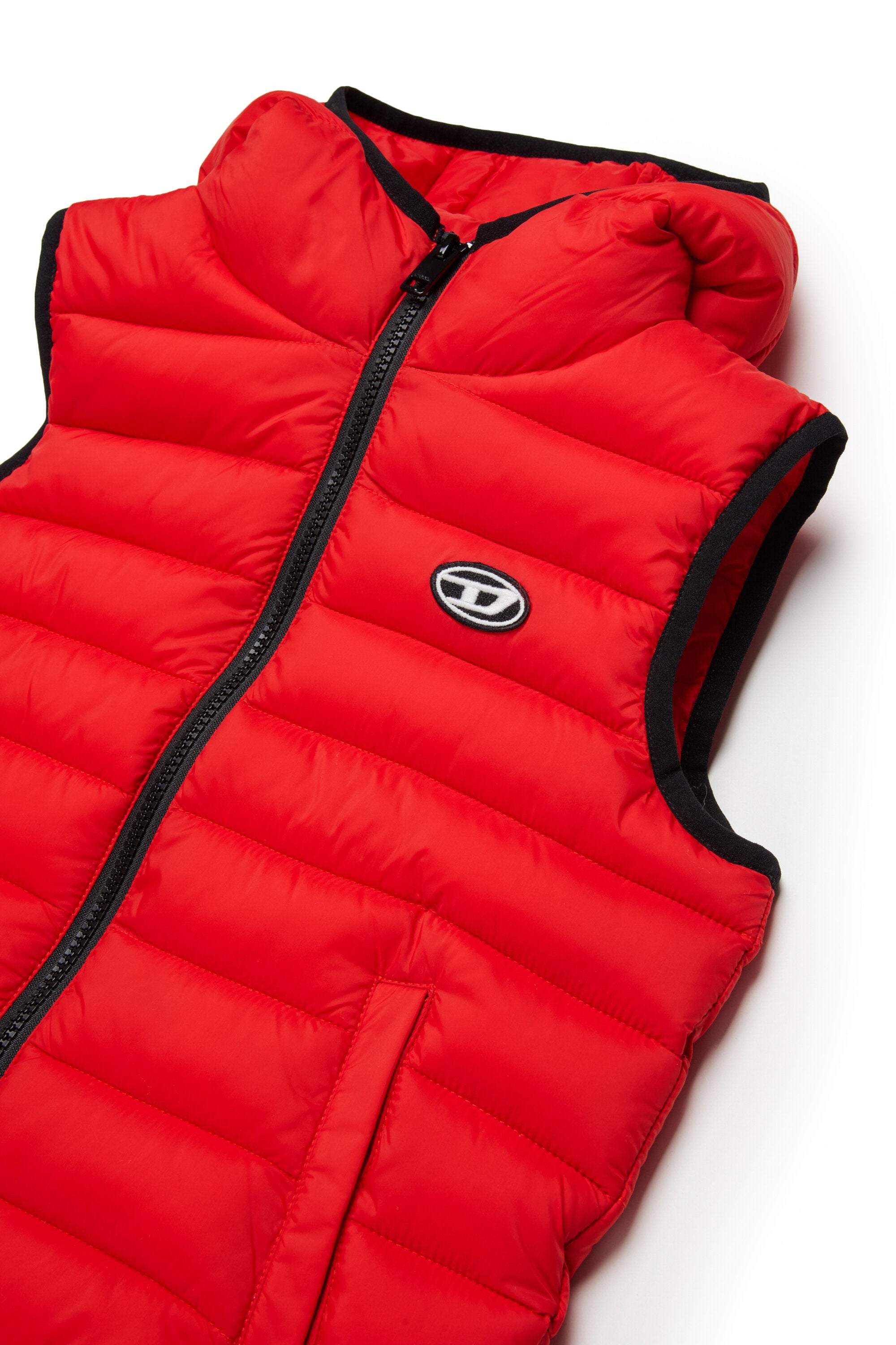 Chaqueta acolchada con logotipo estampado