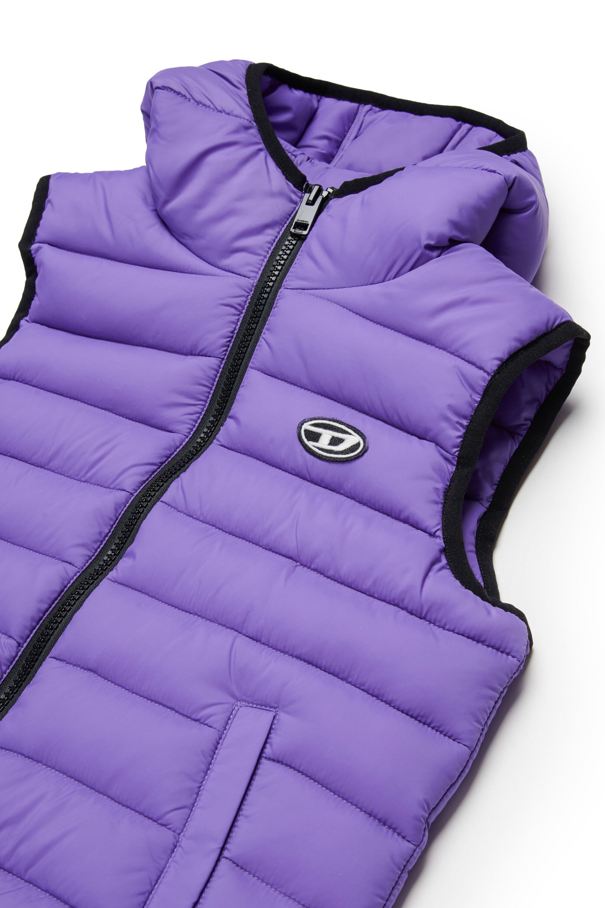 Padded jacket with printed logo