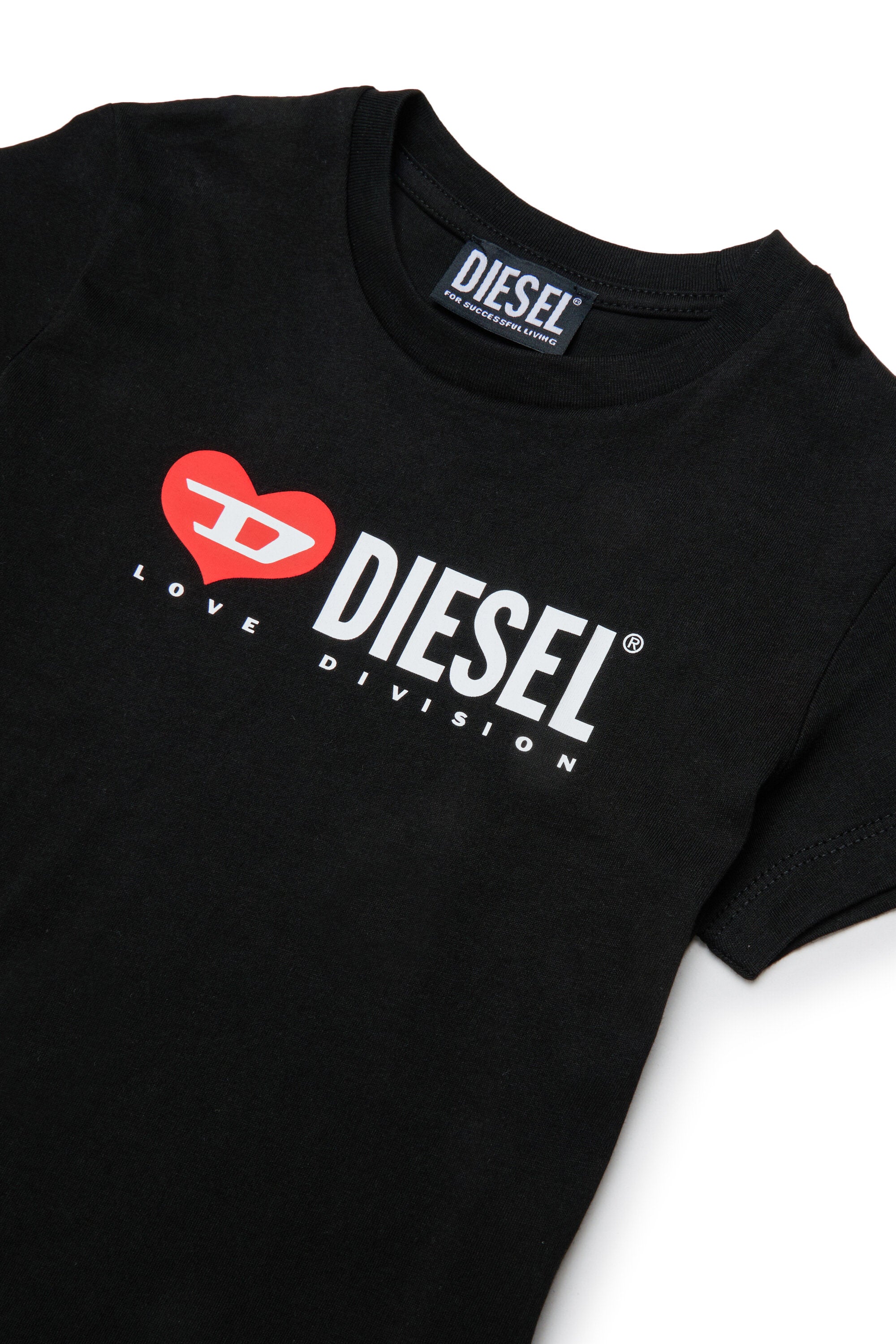 Camiseta con logo en el pecho