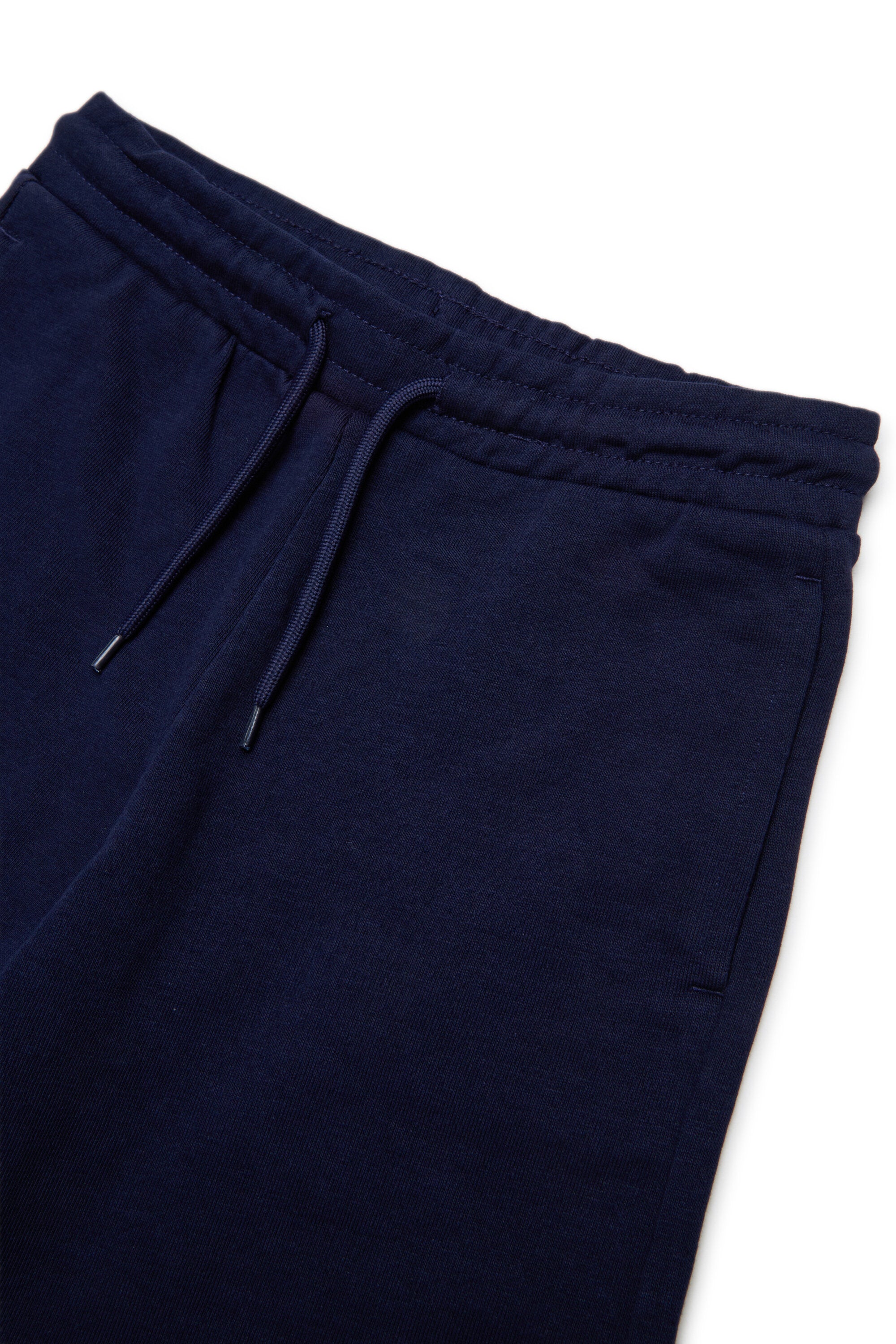 Fleece shorts with logo
