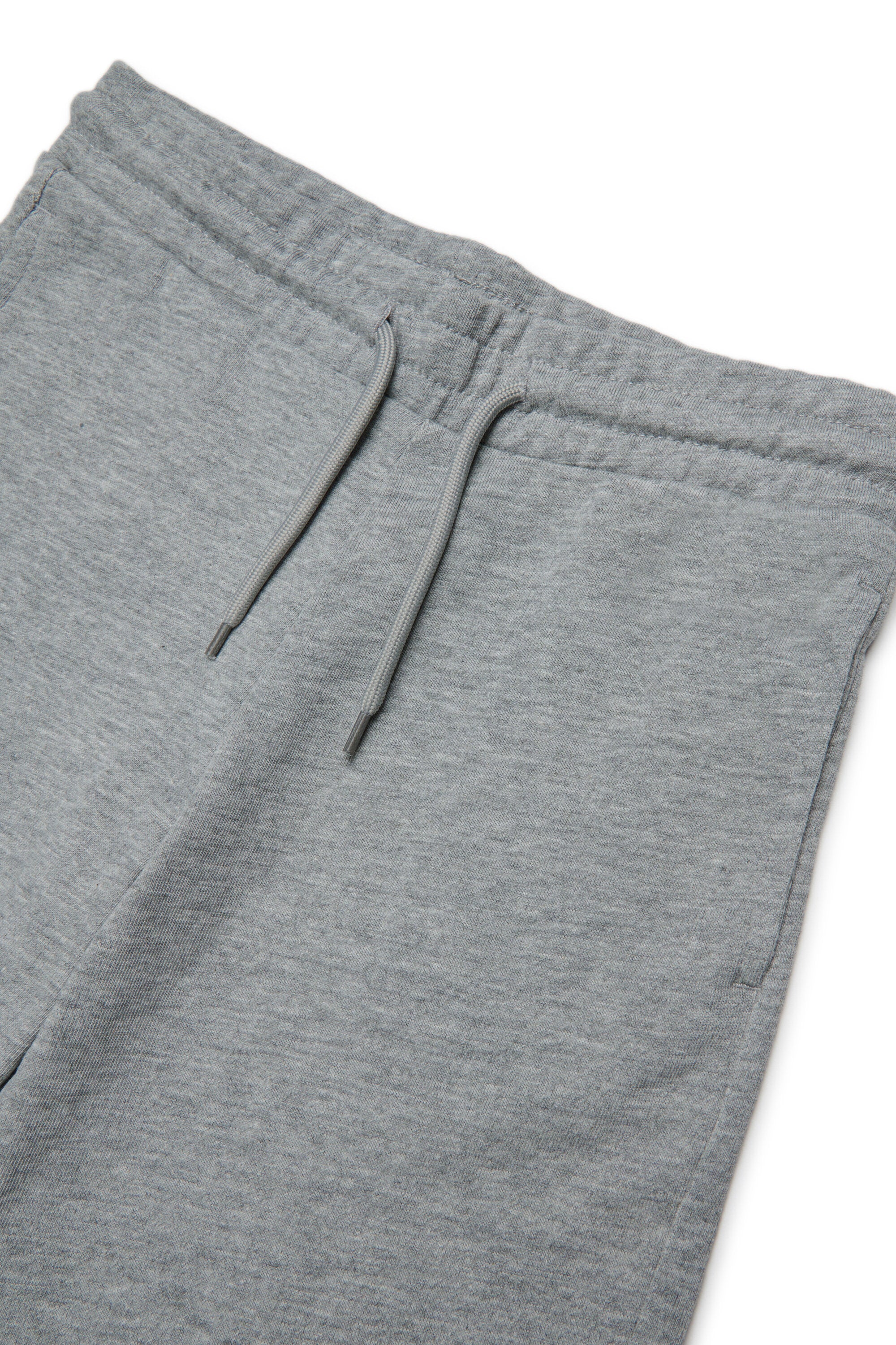 Fleece shorts with logo