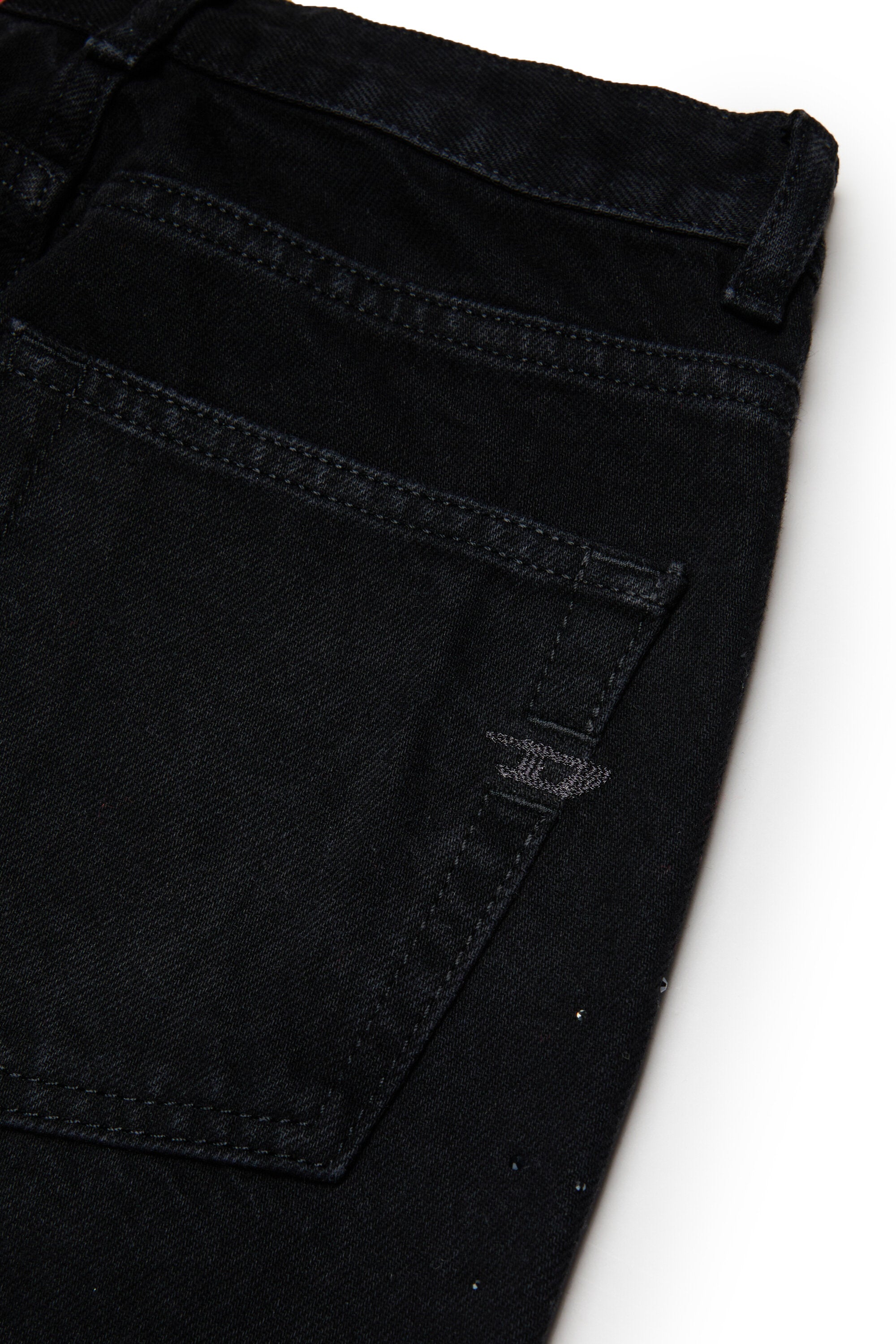 Jeans corte relajado con detalles aplicados - D-Argjx