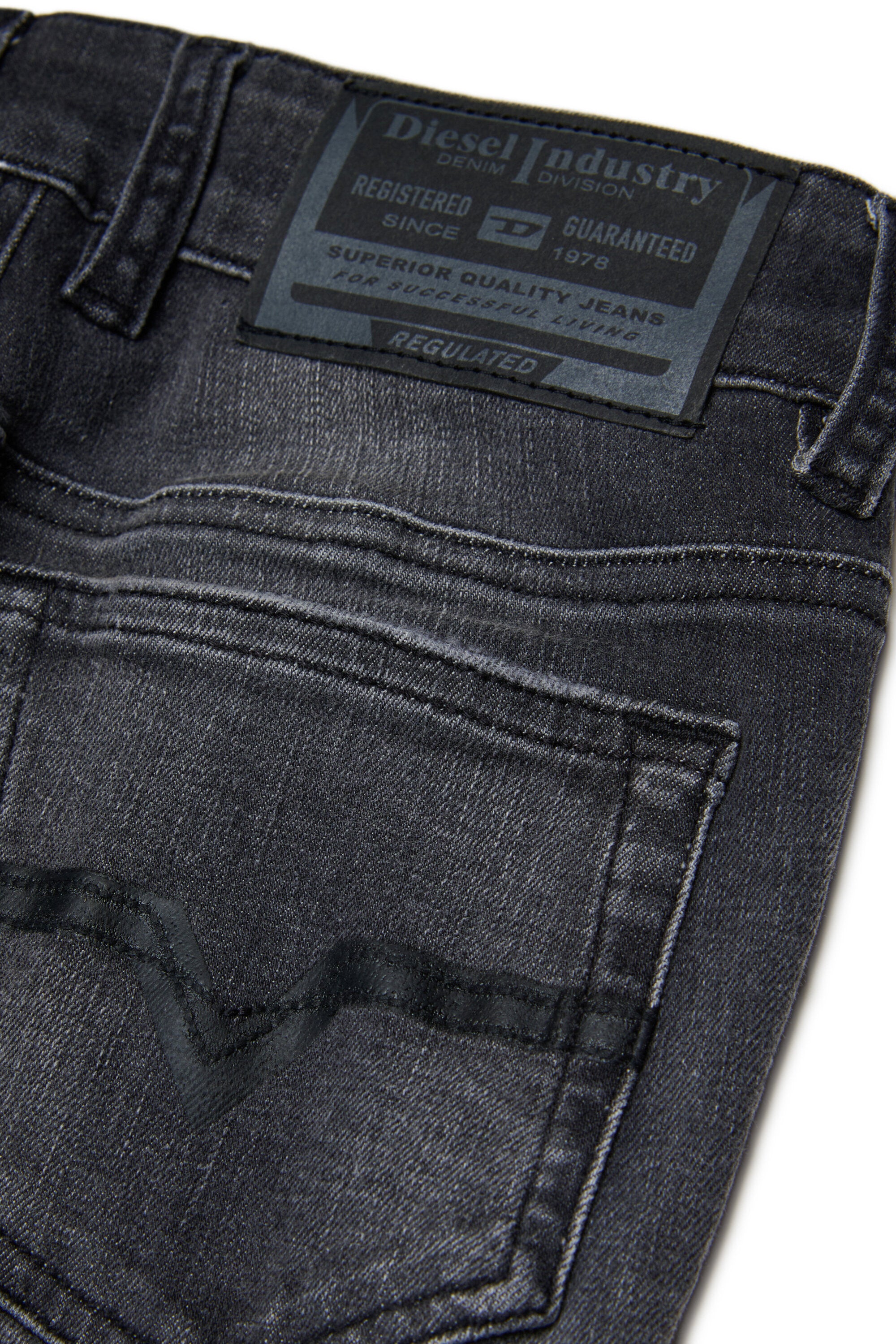 Jeans corte slim lavado negro - D-Veel