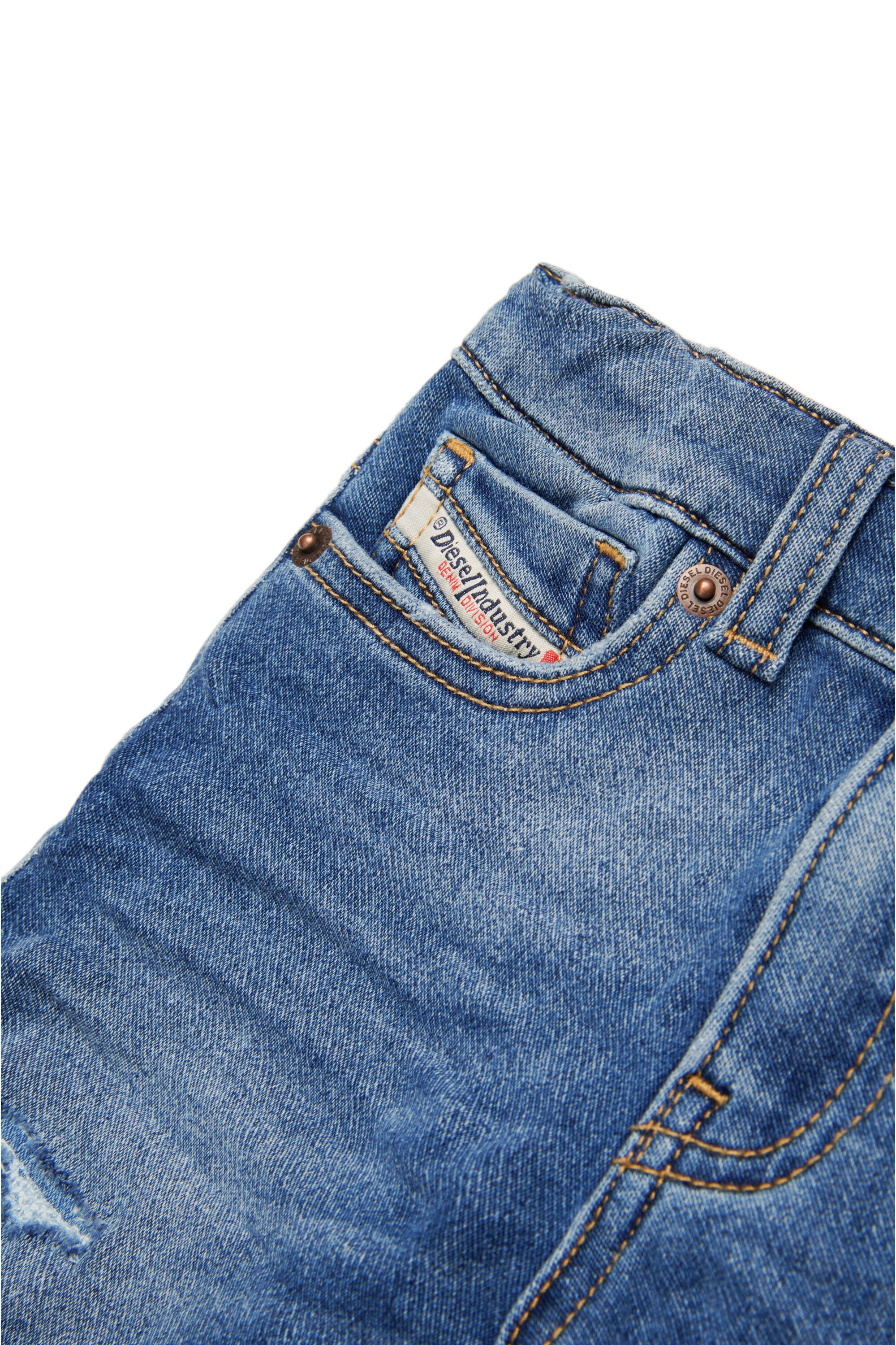 Pantalones cortos JoggJeans® azul medio con roturas