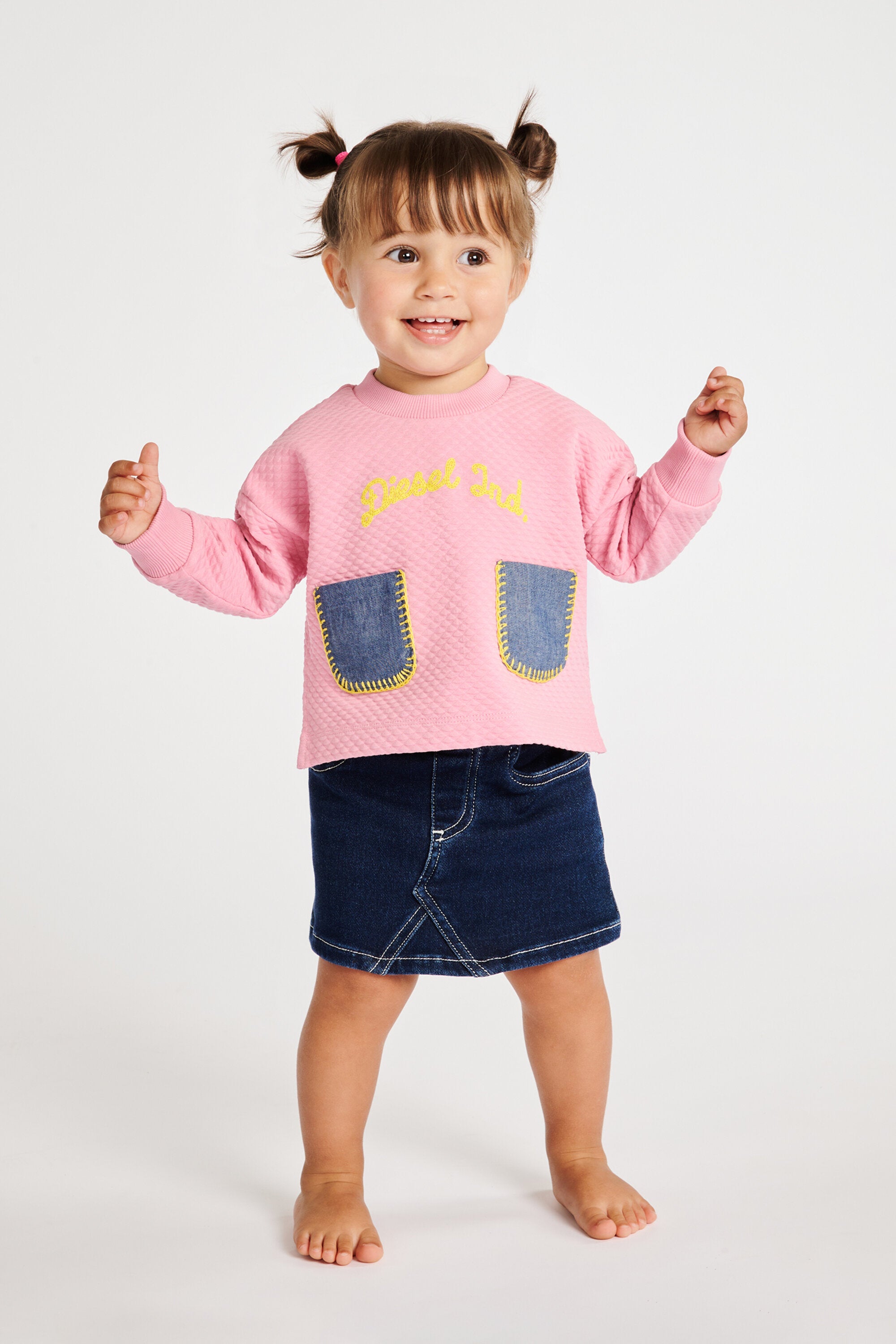 Falda vaquera con logo