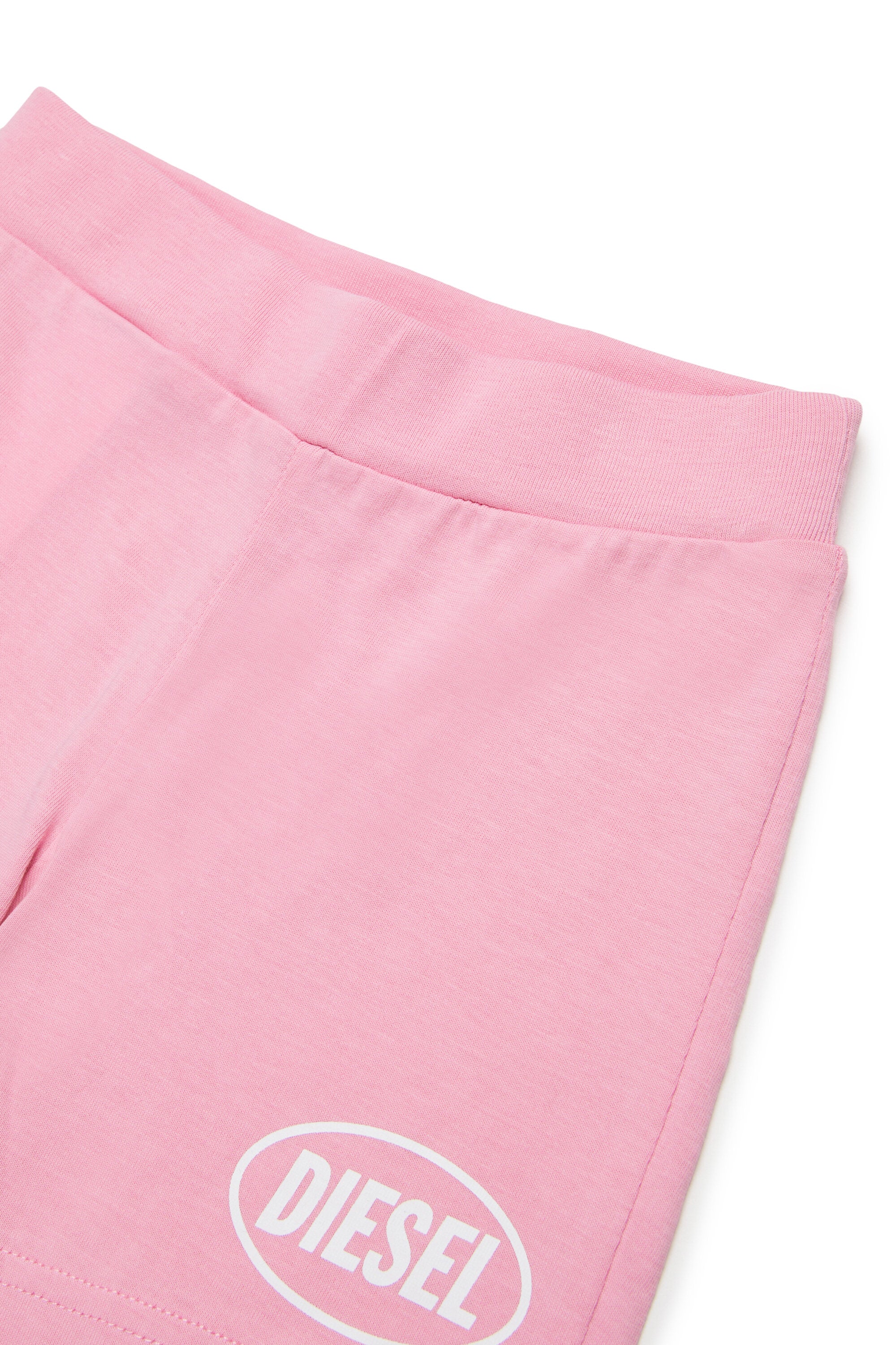 Shorts with logo