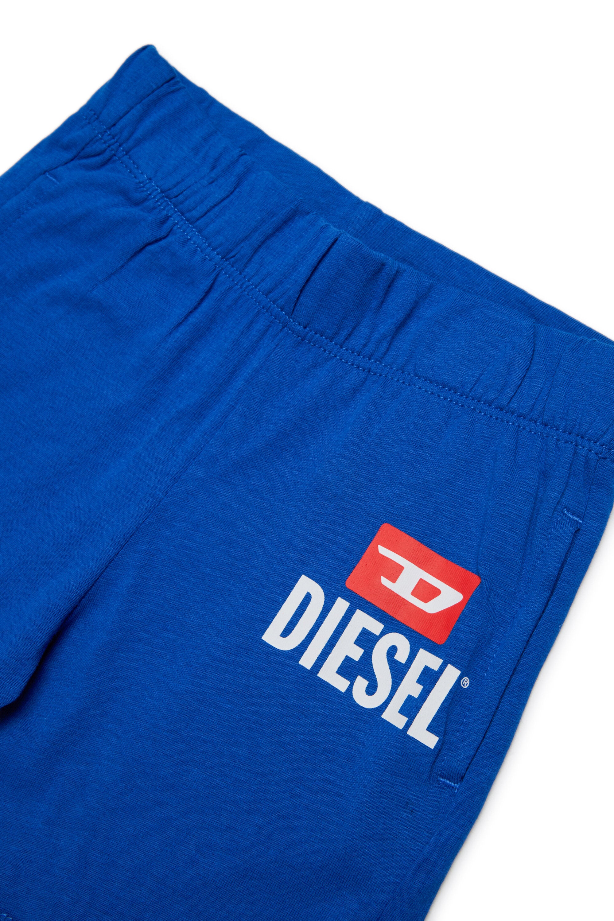 Fleece shorts with logo
