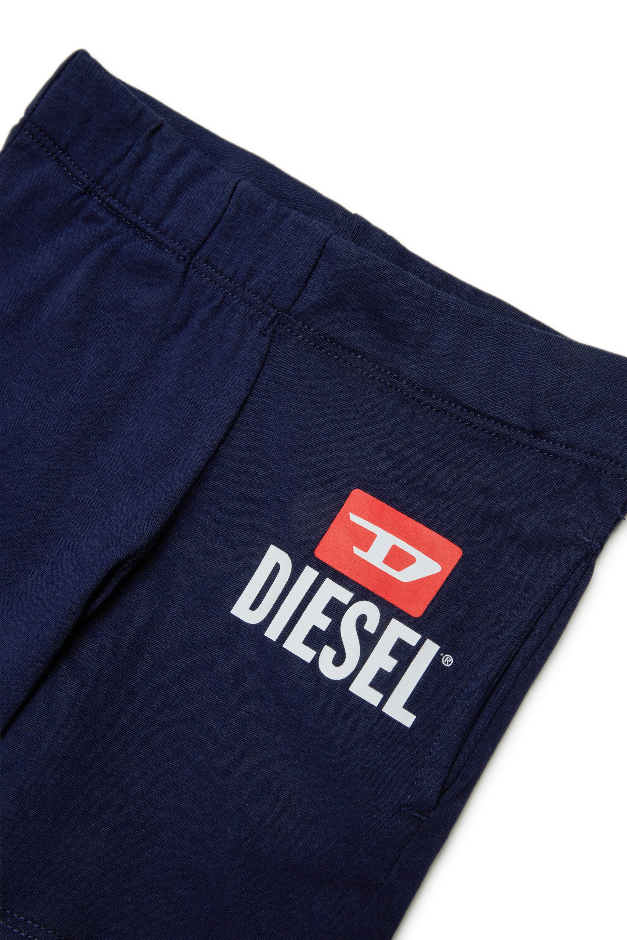 Fleece shorts with logo