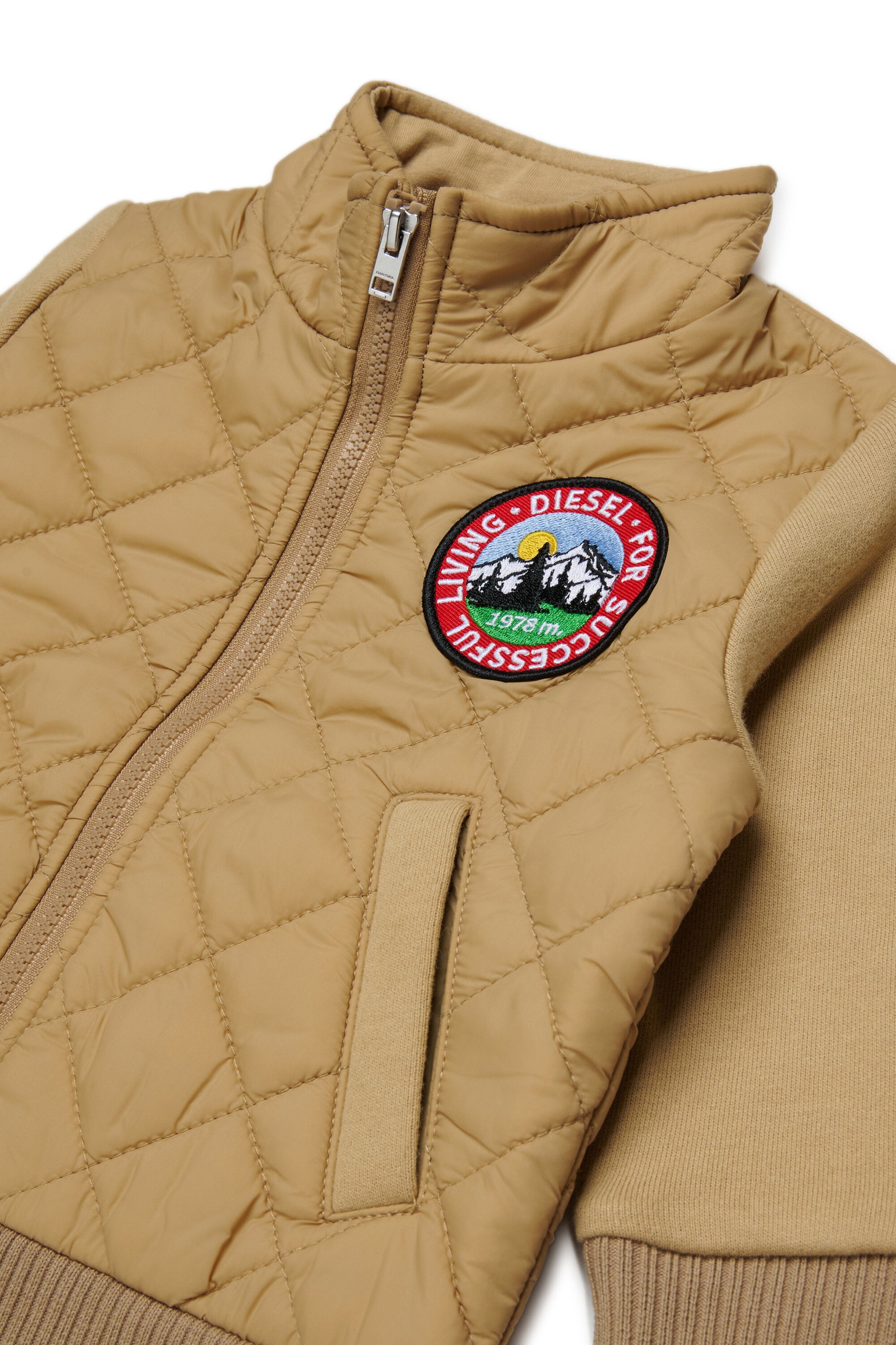Chaqueta acolchada con logo