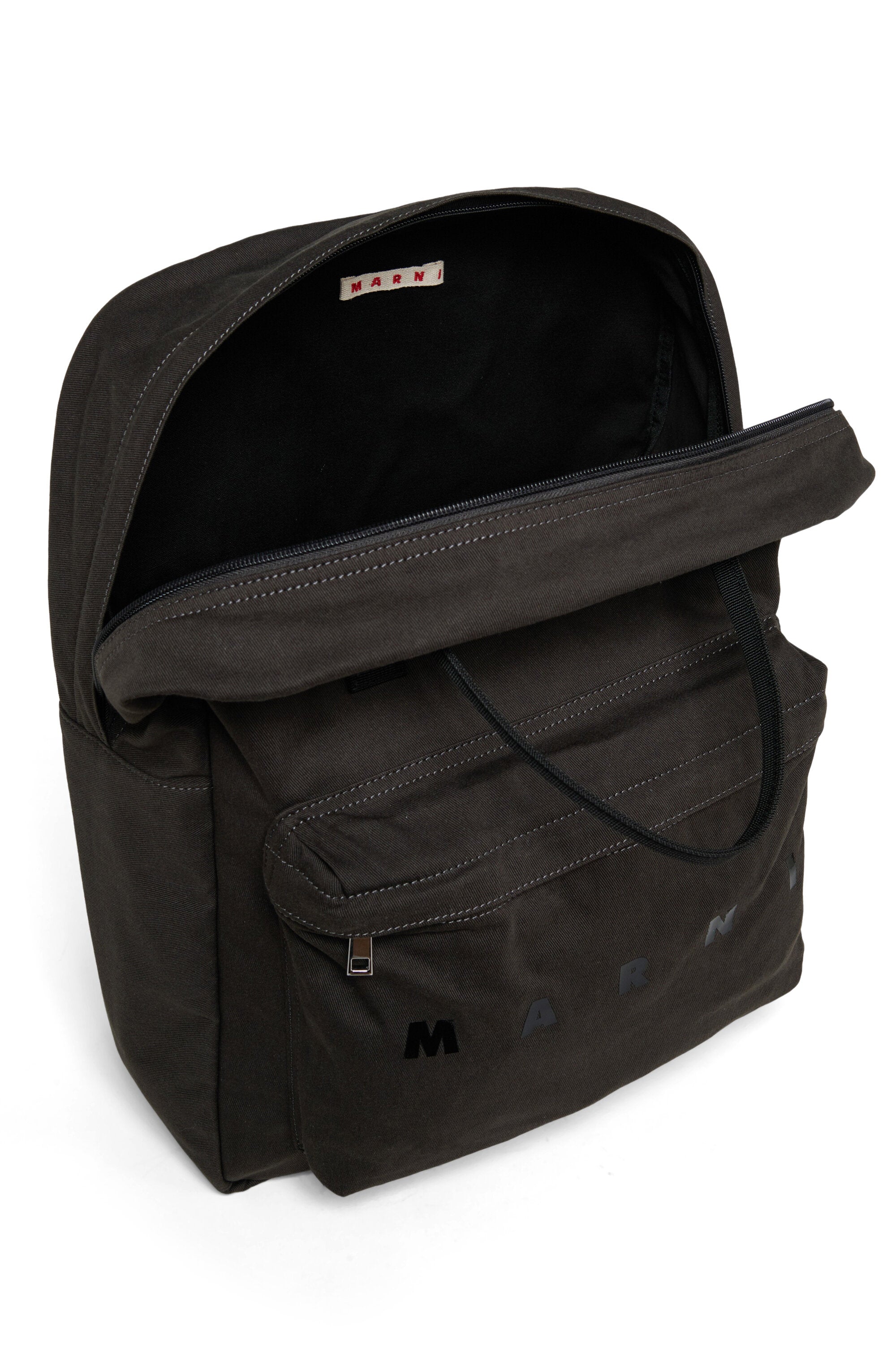 Mochila con logo
