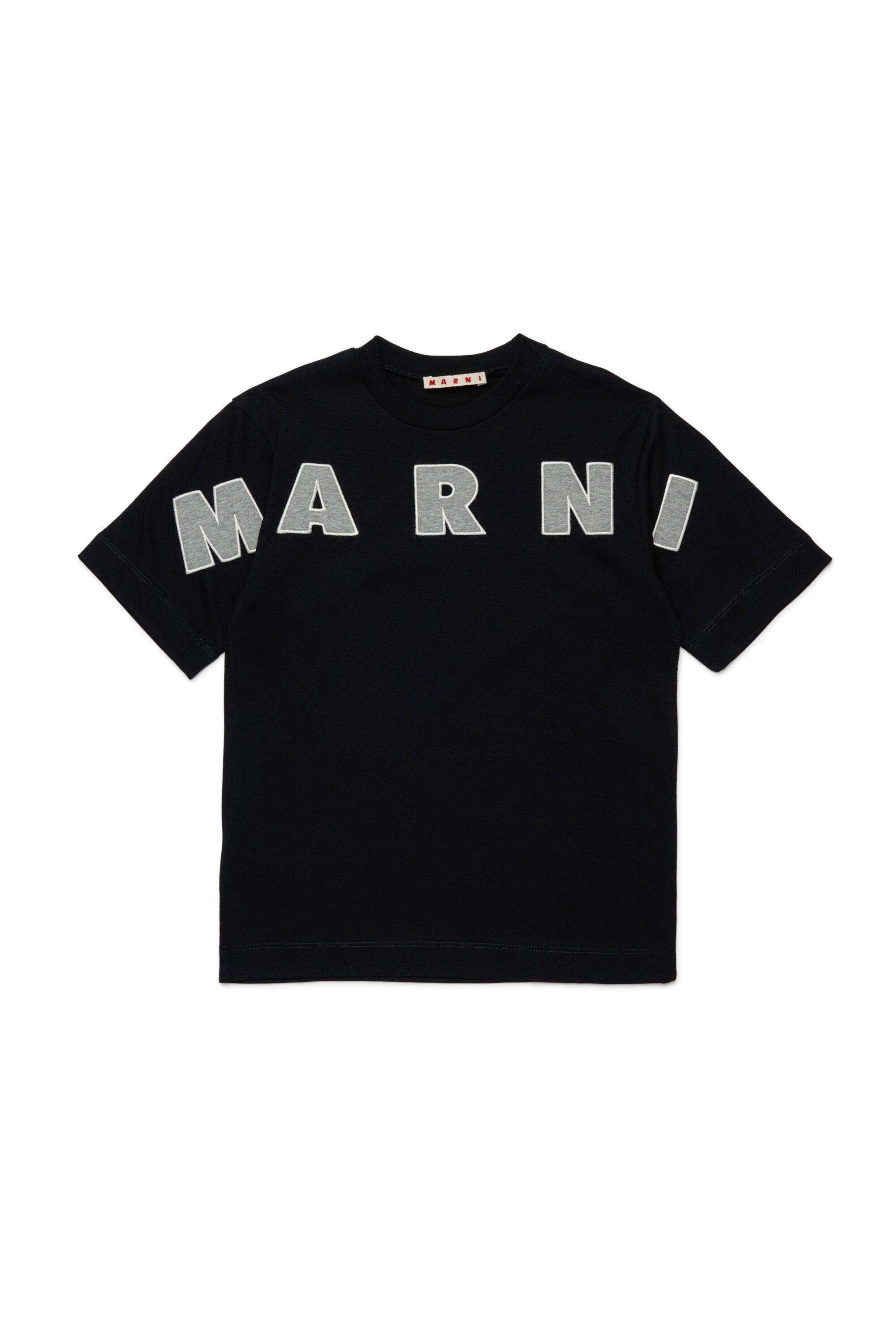 Camiseta con logo bordado