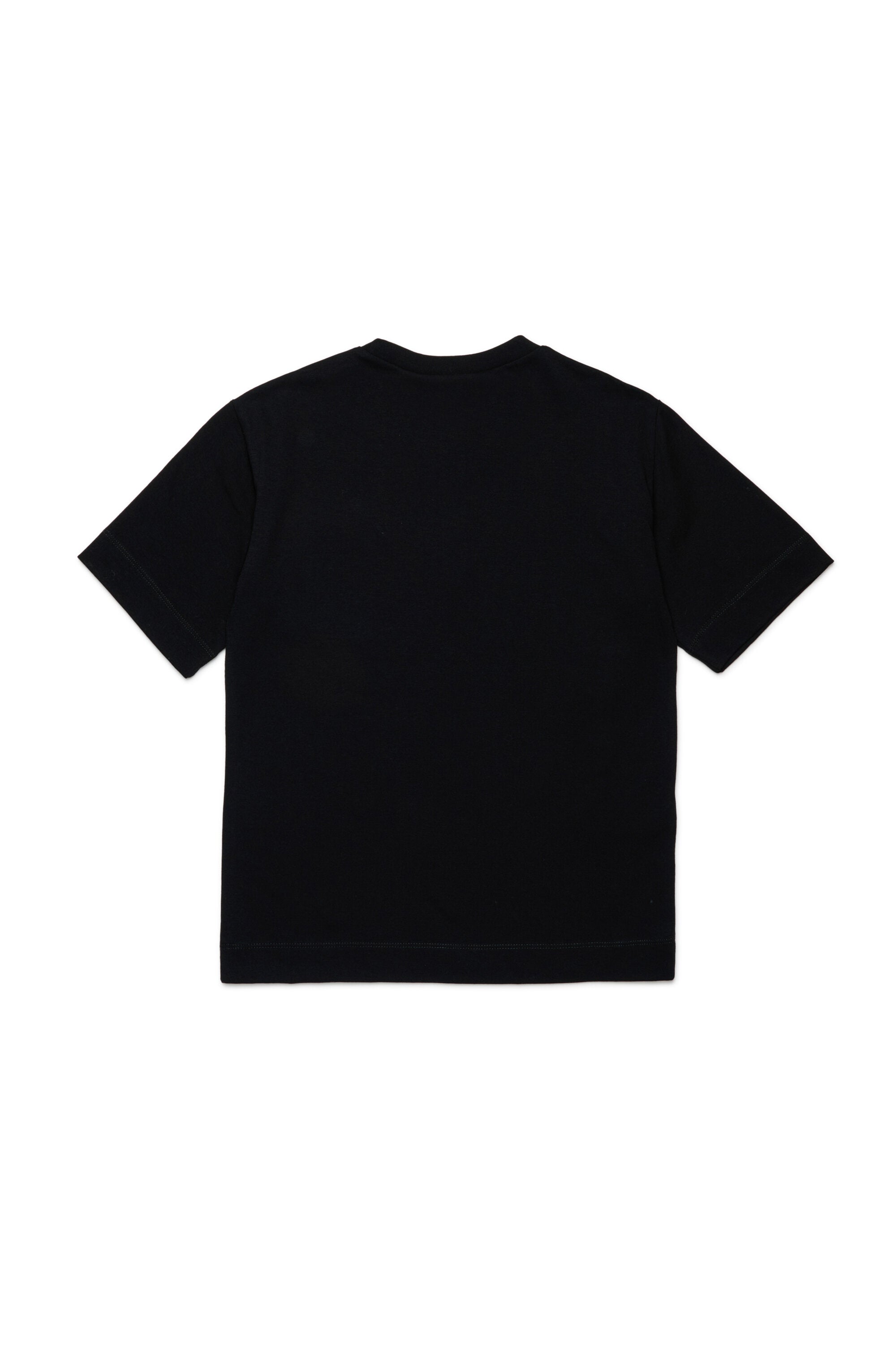 Camiseta con logo bordado