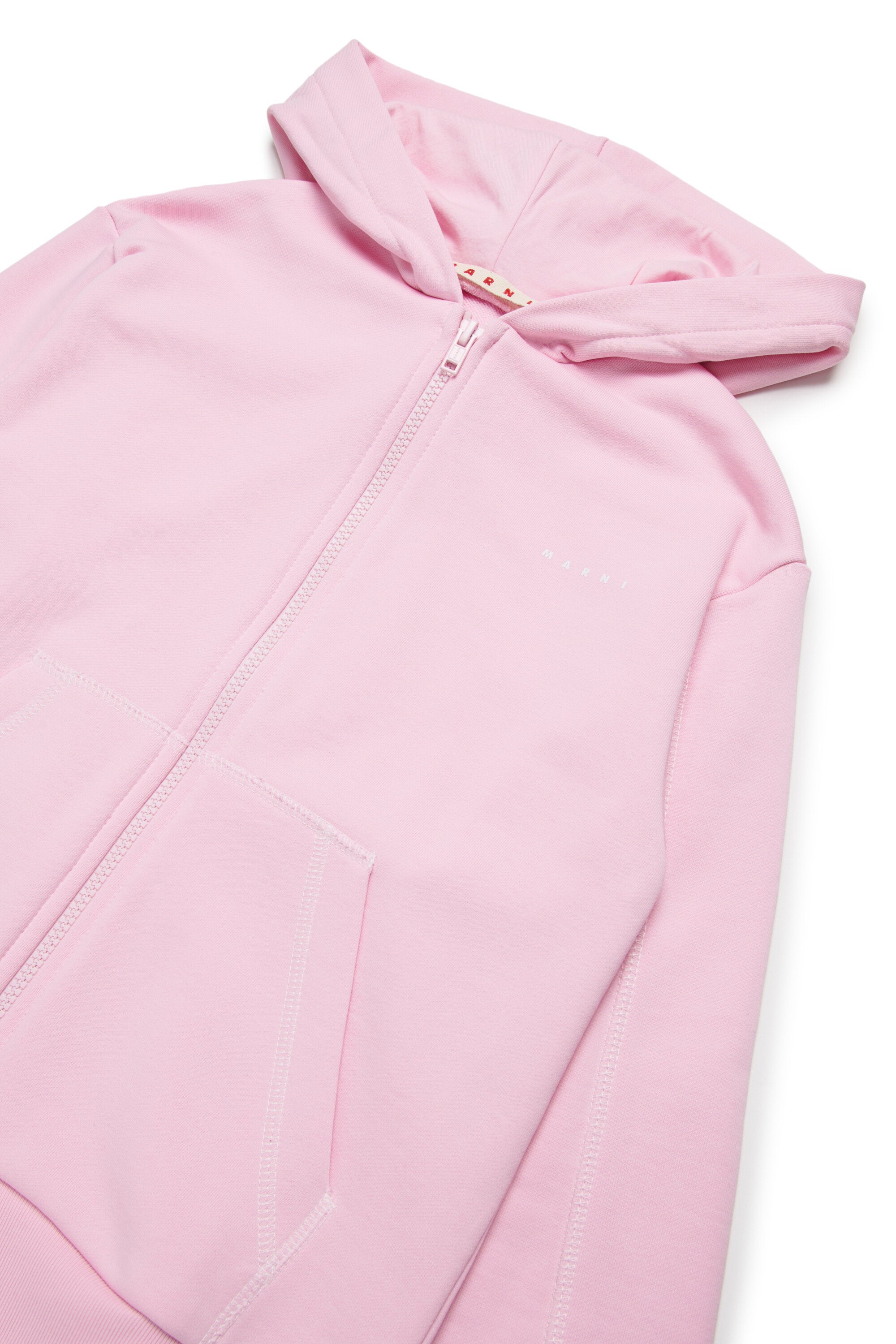 Sudadera con cremallera y costuras en contraste