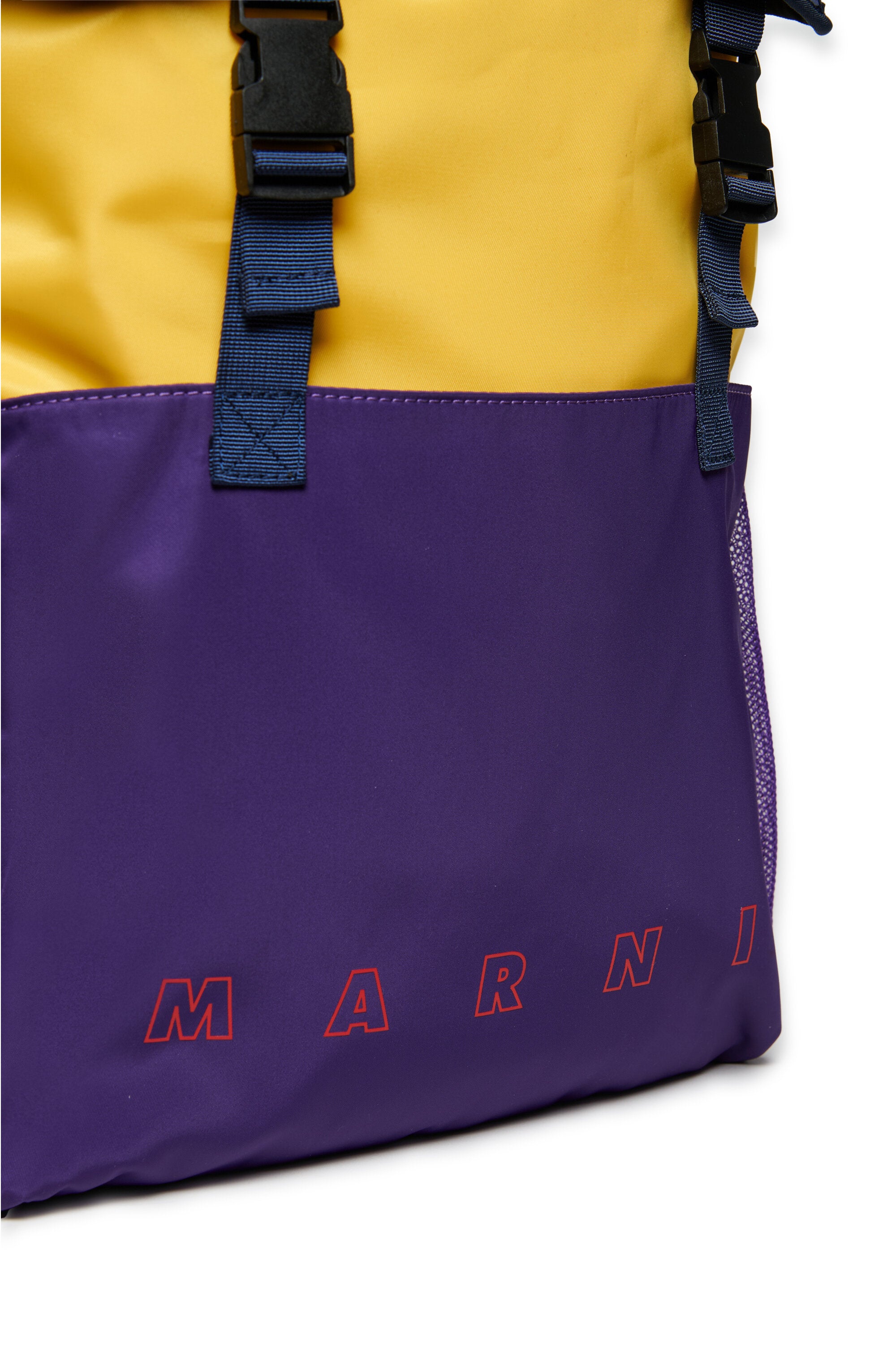 Mochila con la marca Marni Outline