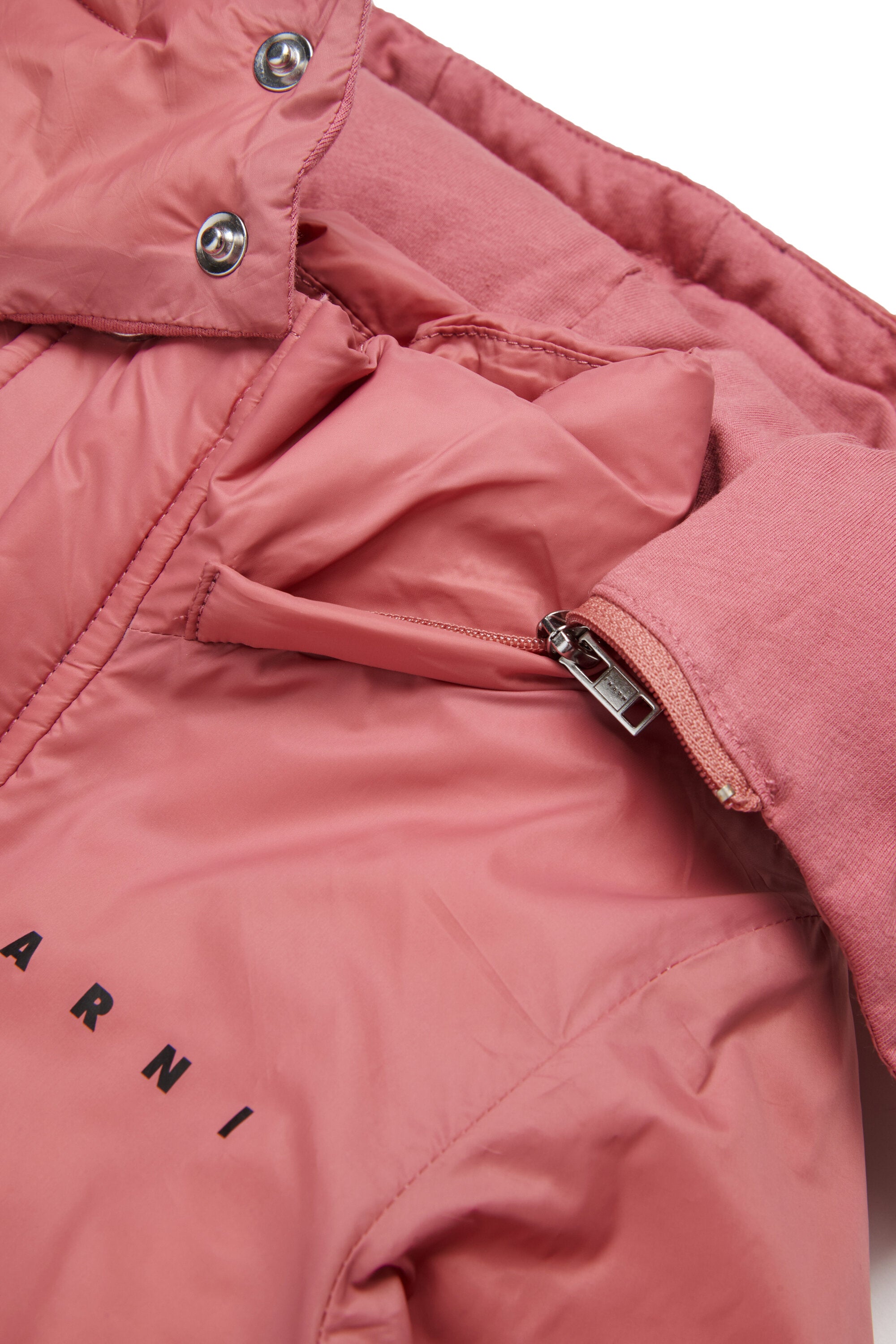 Chaqueta acolchada con capucha y logotipo