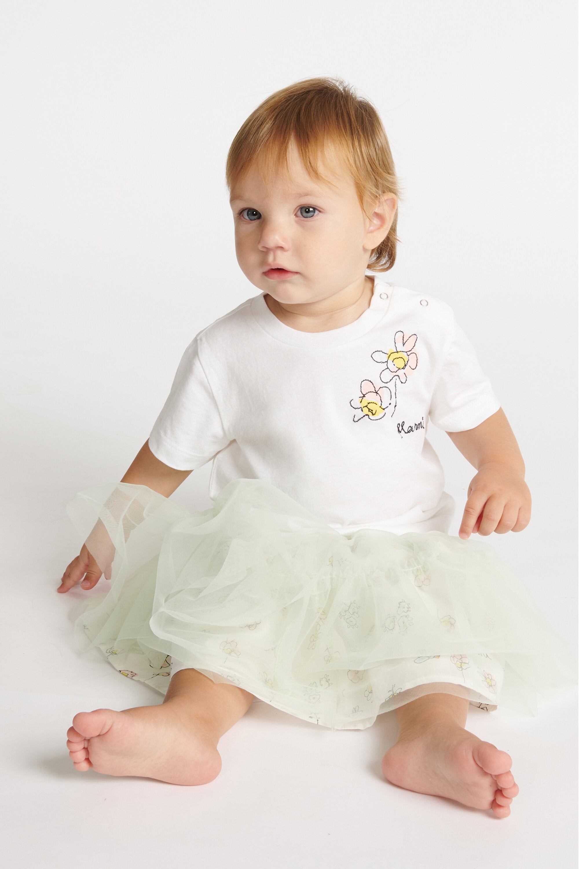 T-shirt with logo and floral embroidery