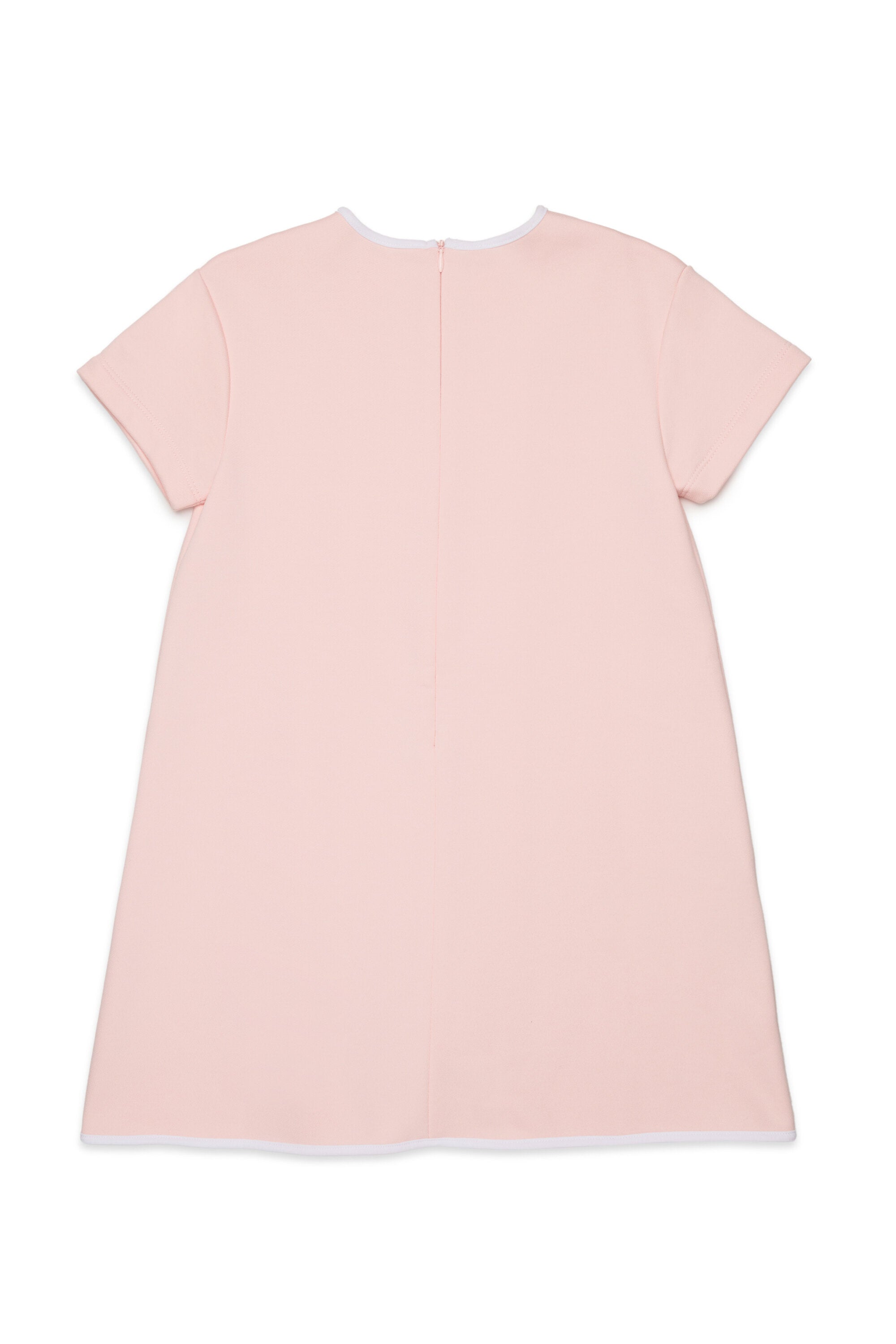 Vestido de manga corta y línea recta