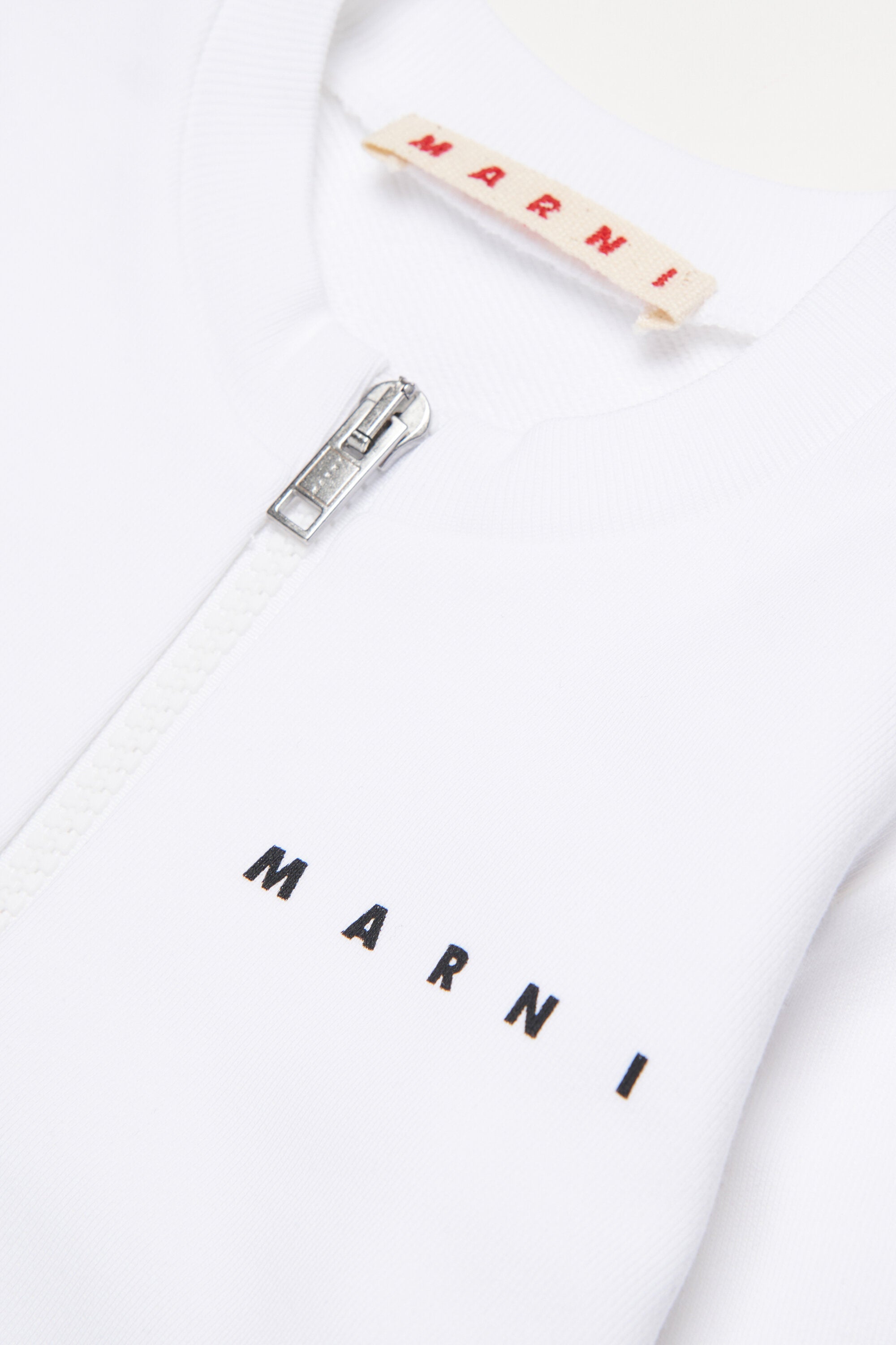 Sudadera con cremallera completa y logo