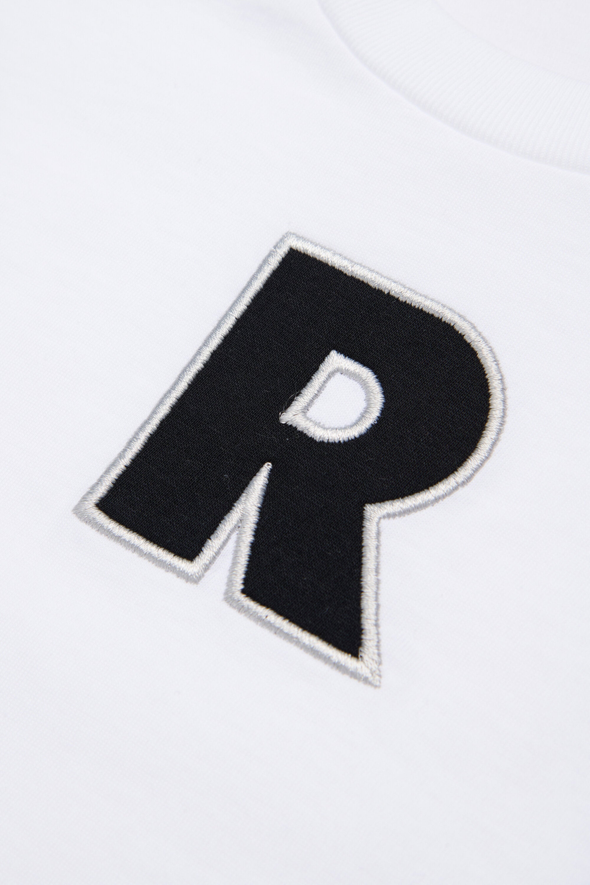 Camiseta con logo