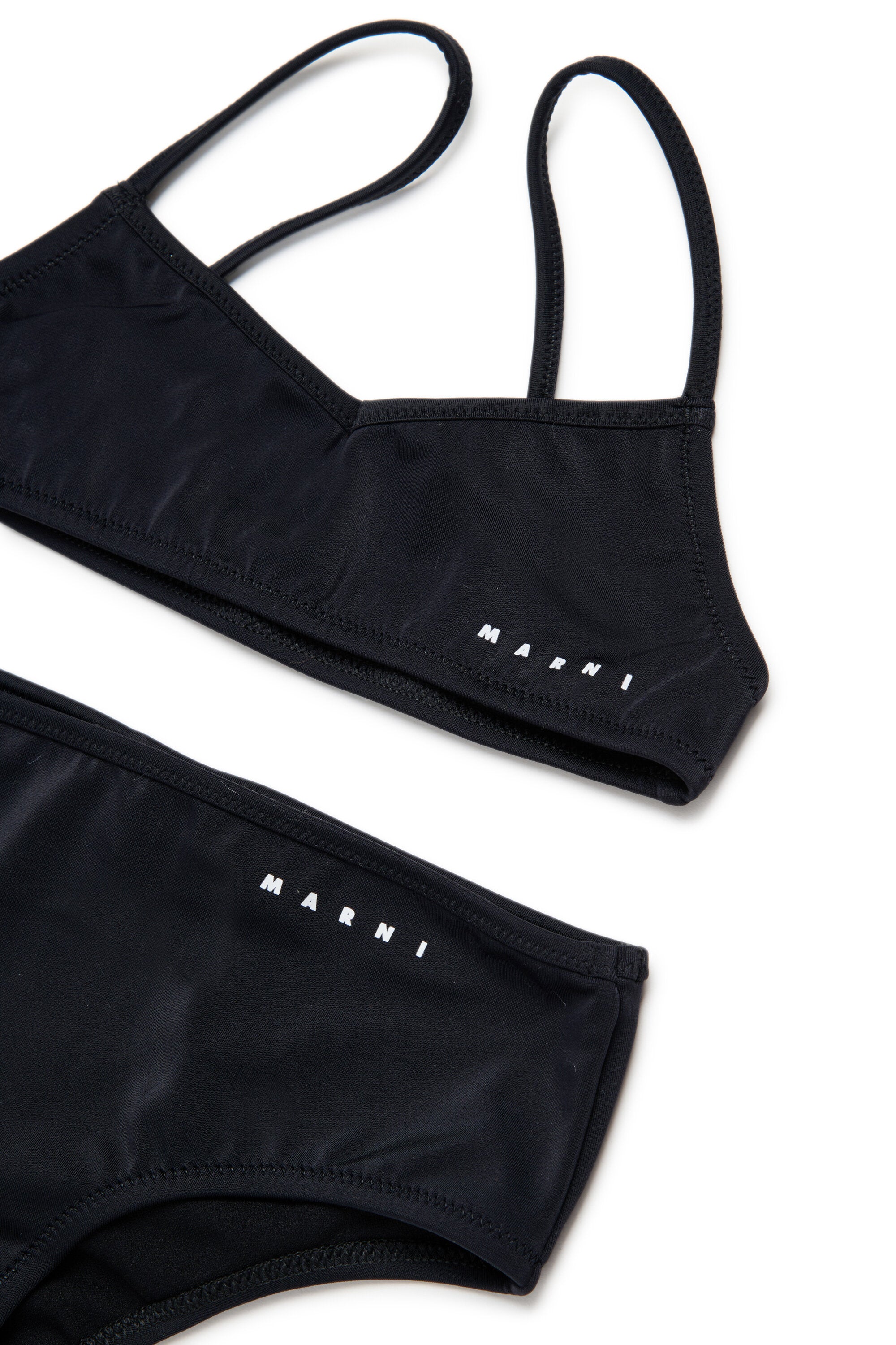 Bikini con logotipo