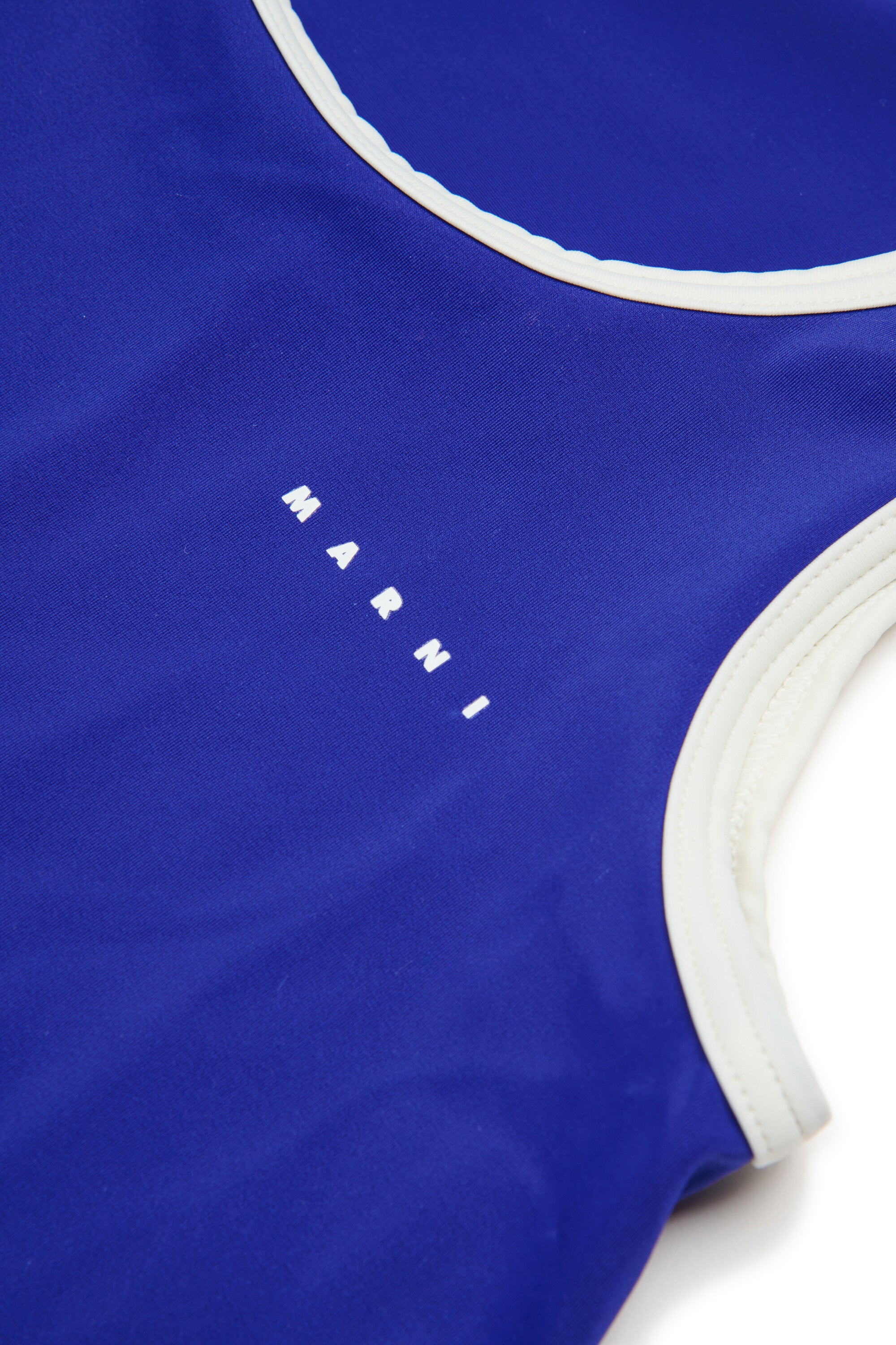 Cover-up with logo